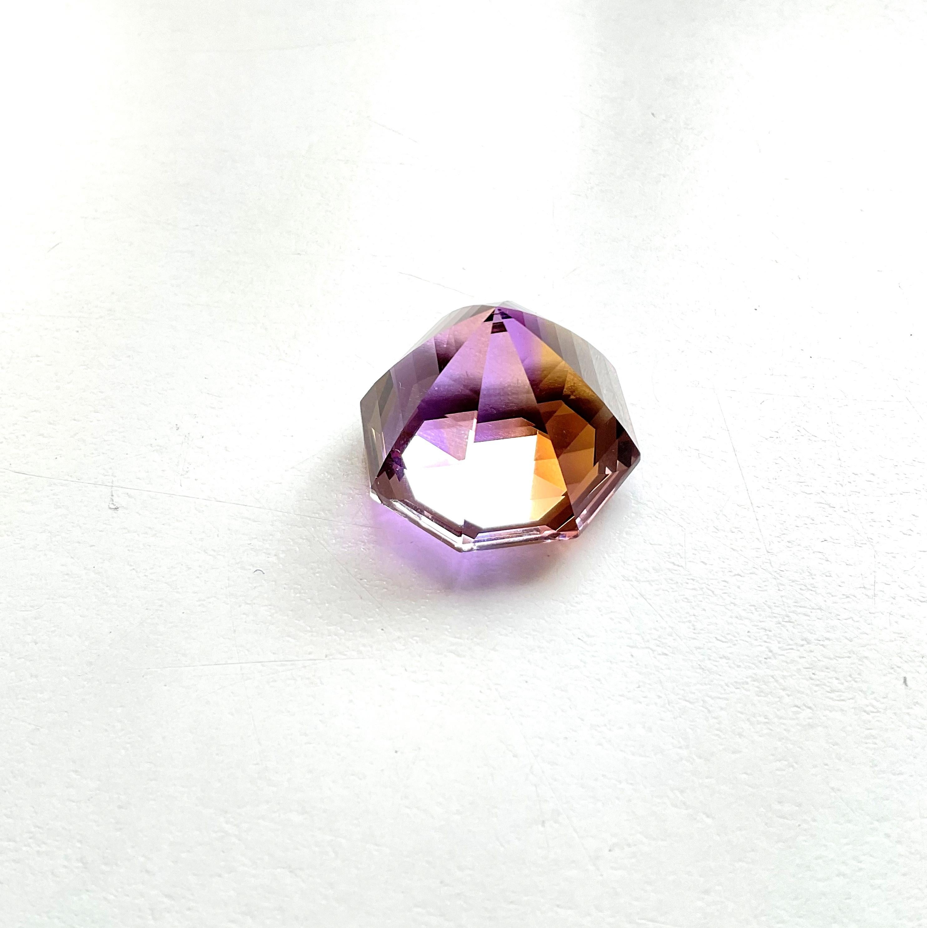 Art Deco Loupe clean 53.67 cts Ametrine Radiant Hexagon Cut Stone For Jewelry Natural Gem For Sale