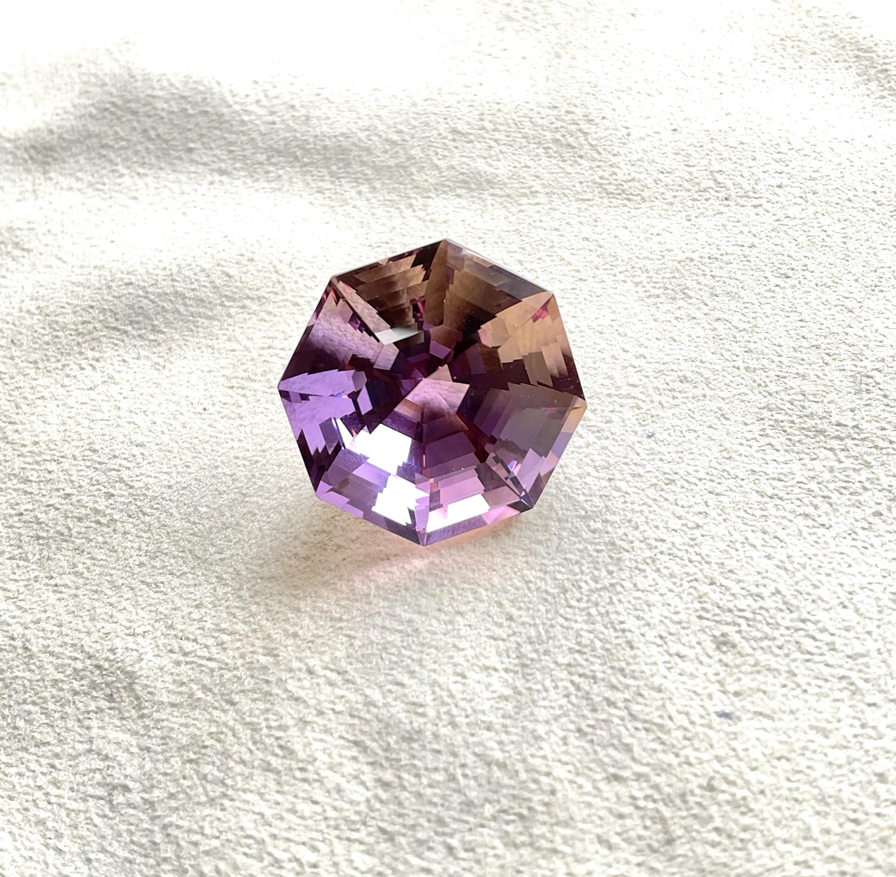 Loupe clean 53.67 cts Ametrine Radiant Hexagon Cut Stone For Jewelry Natural Gem In New Condition For Sale In Jaipur, RJ