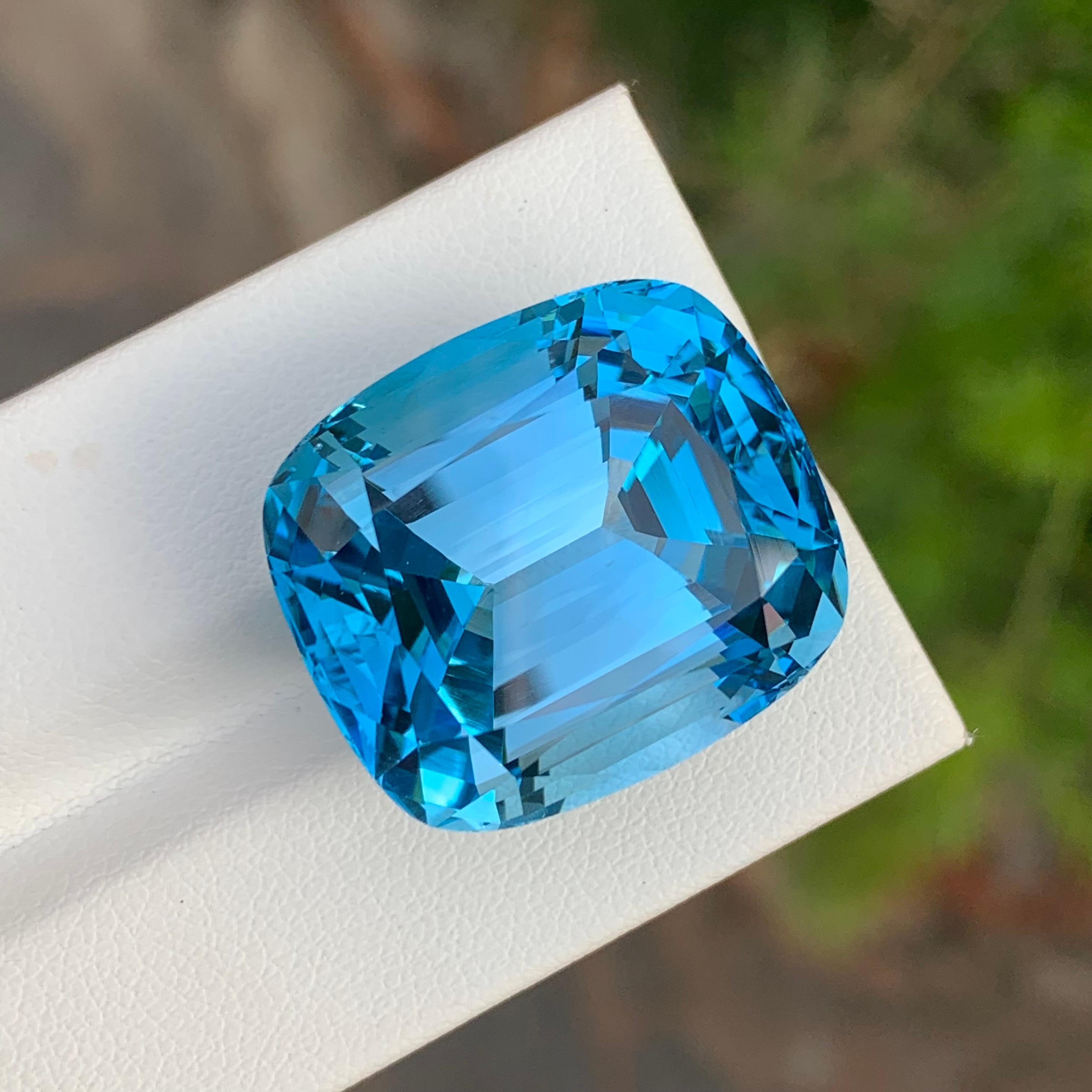 Women's or Men's Loupe Clean 59.60 Carat Gigantic Faceted Swiss Blue Topaz Gemstone For Necklace For Sale