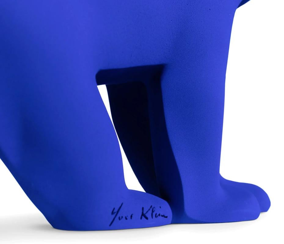 Contemporary L'Ours Pompon modeled on Yves Klein For Sale