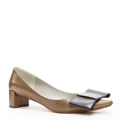 LOUS VUITTON grey textured leather oversized black bow kitten heel pump EU37