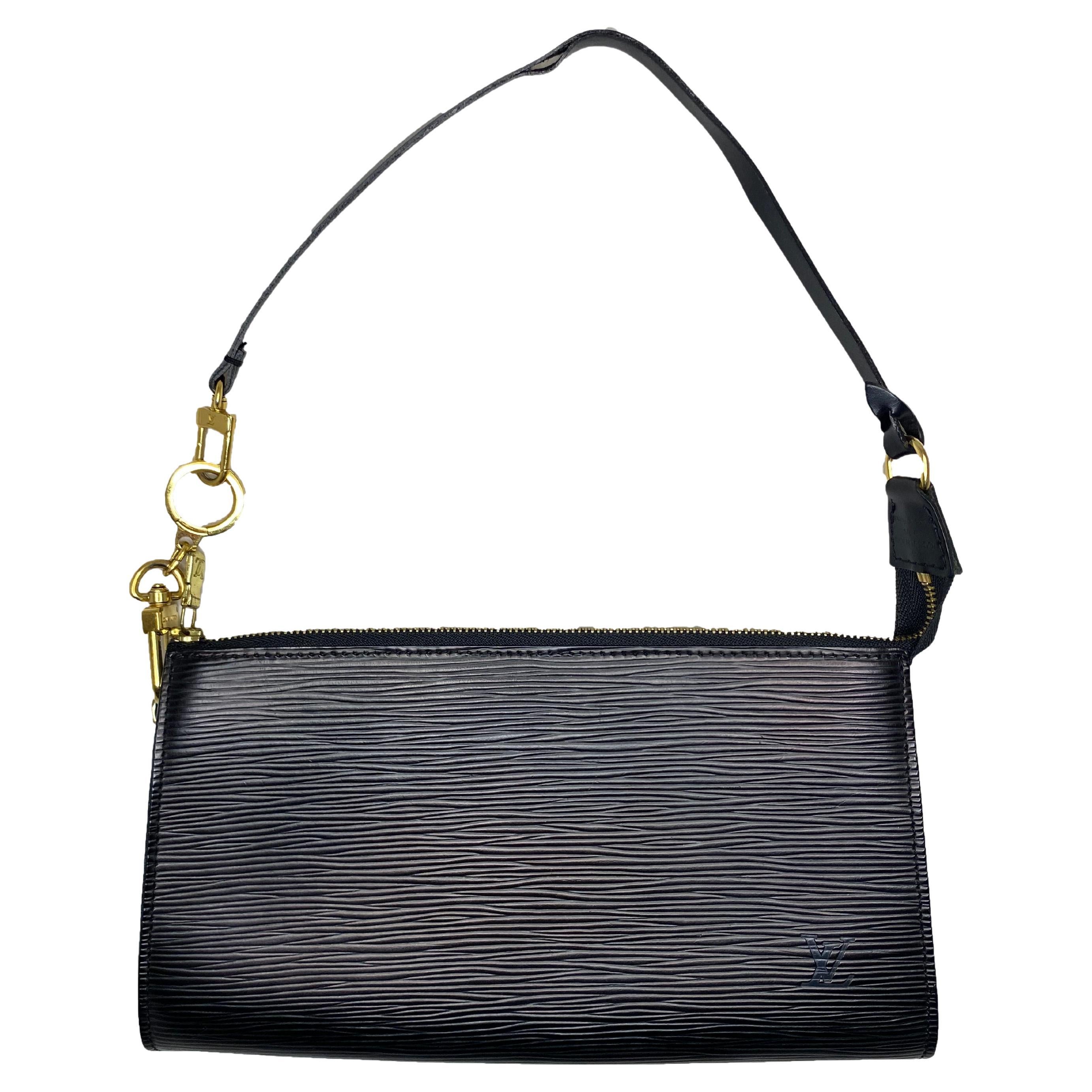 Lousi Vuitton Epi Leather Pochette Accessories Bag PM