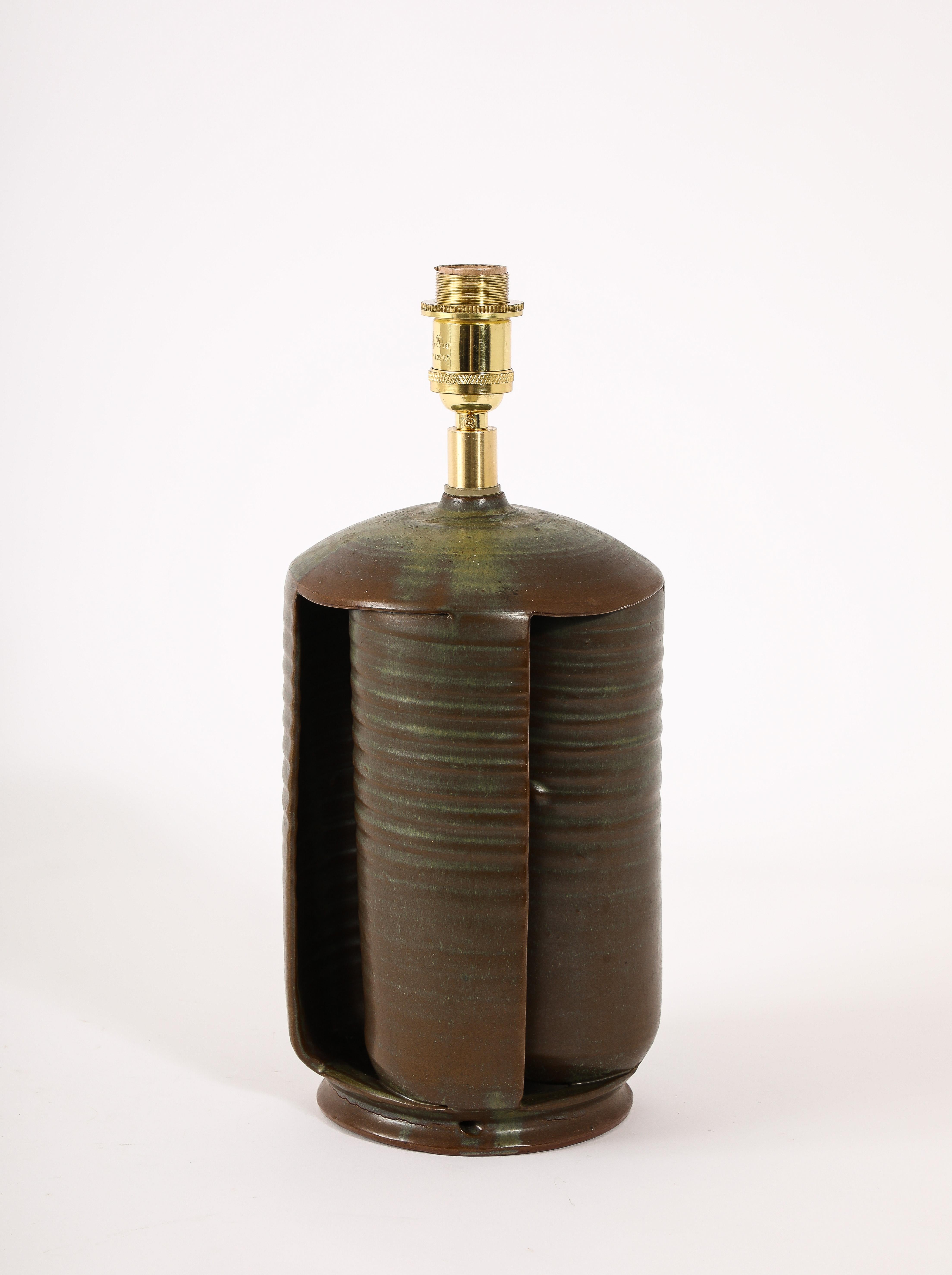 Lampada in ceramica verde scuro, Regno Unito, anni '50 in vendita 2