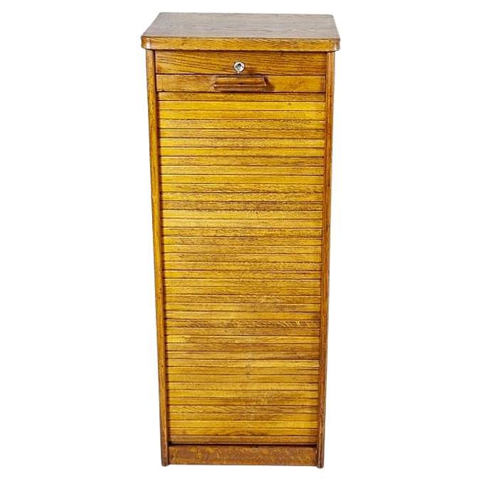 Louvered Door Oak Cabinet from the Early 20th Century