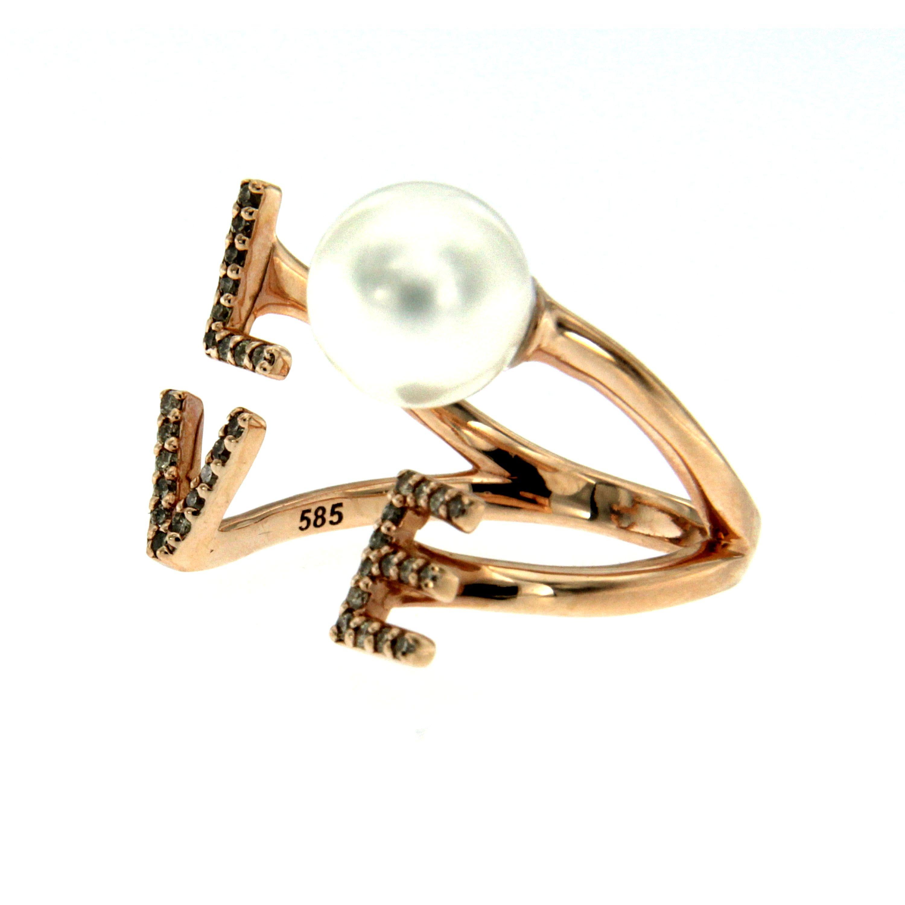 Round Cut Love 14 Karat Gold Diamond Pearl Ring For Sale