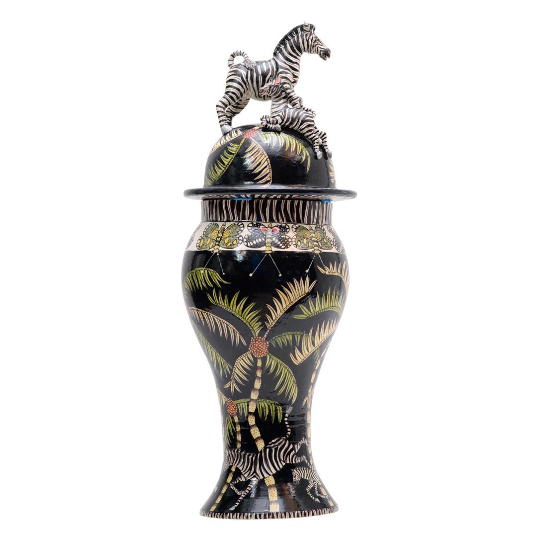 Moderne Urne zébrée Love Art en céramique, fabriquée à la main en Afrique du Sud en vente