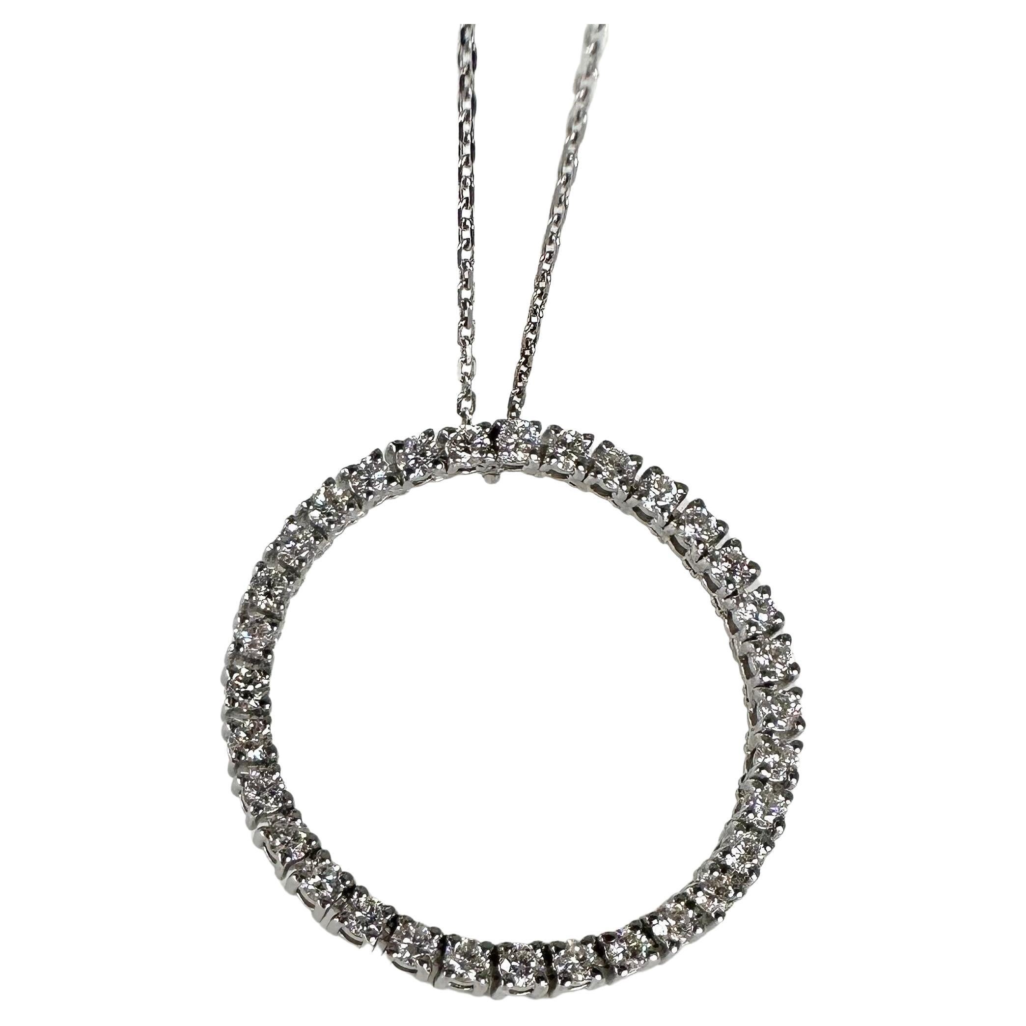 Love circle flexible diamond pendant necklace unique 14KT gold 0.96ct For Sale