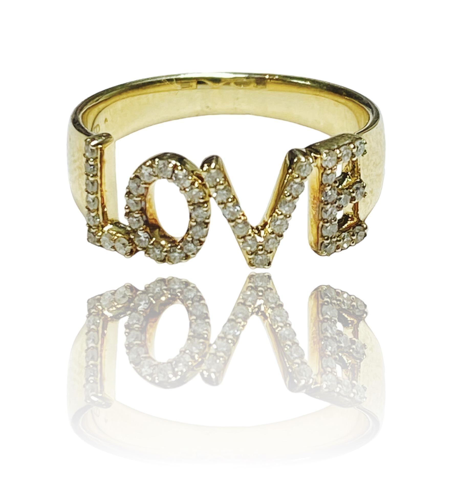 LOVE Design Natural Diamond Ring in 14K Gold In Good Condition For Sale In New York, NY