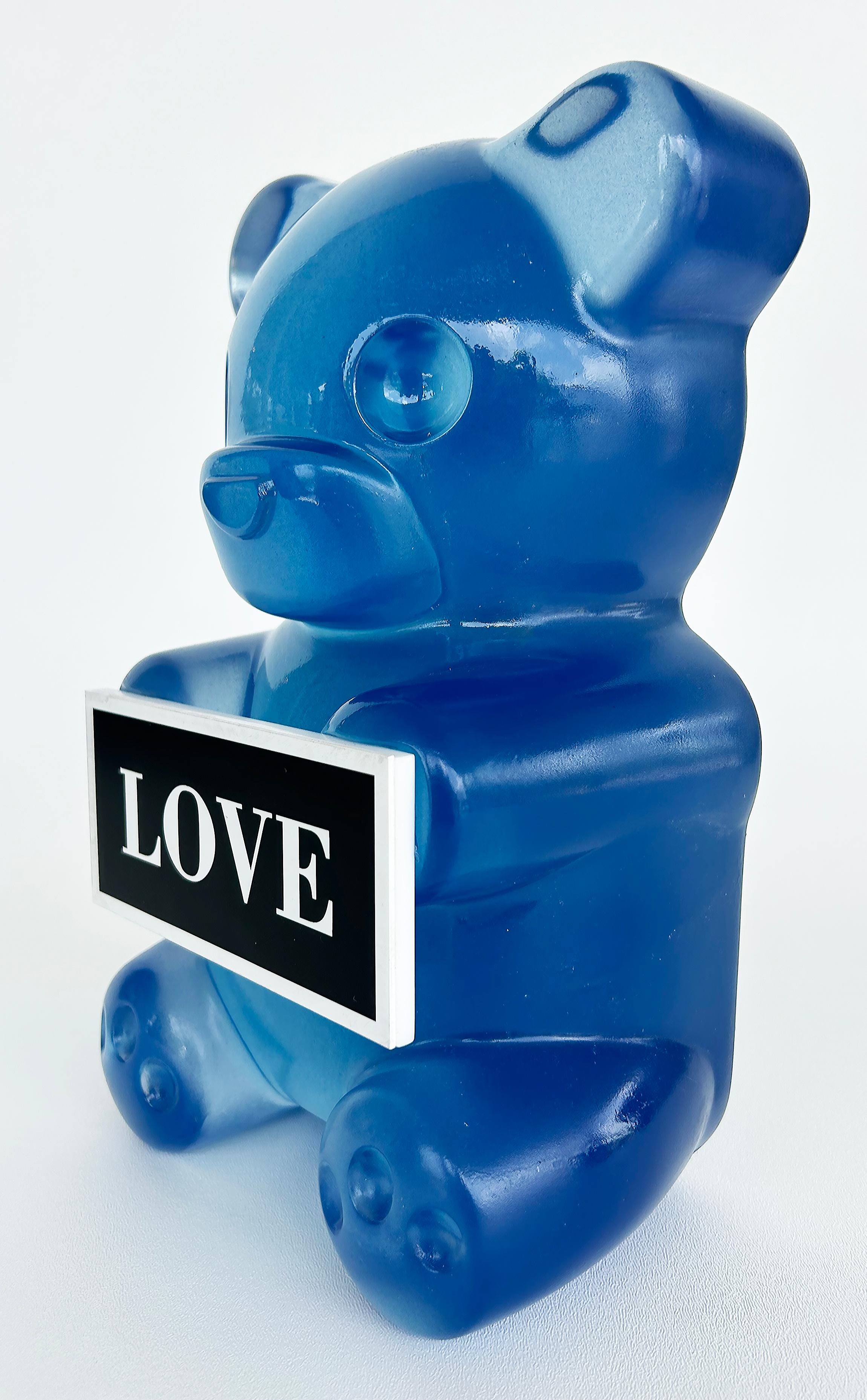 „LOVE Gummy Bear“ Acryl-Skulptur des New Yorker Straßenkünstlers WhisBe

Zum Verkauf angeboten wird eine blaue Acryl-Skulptur 