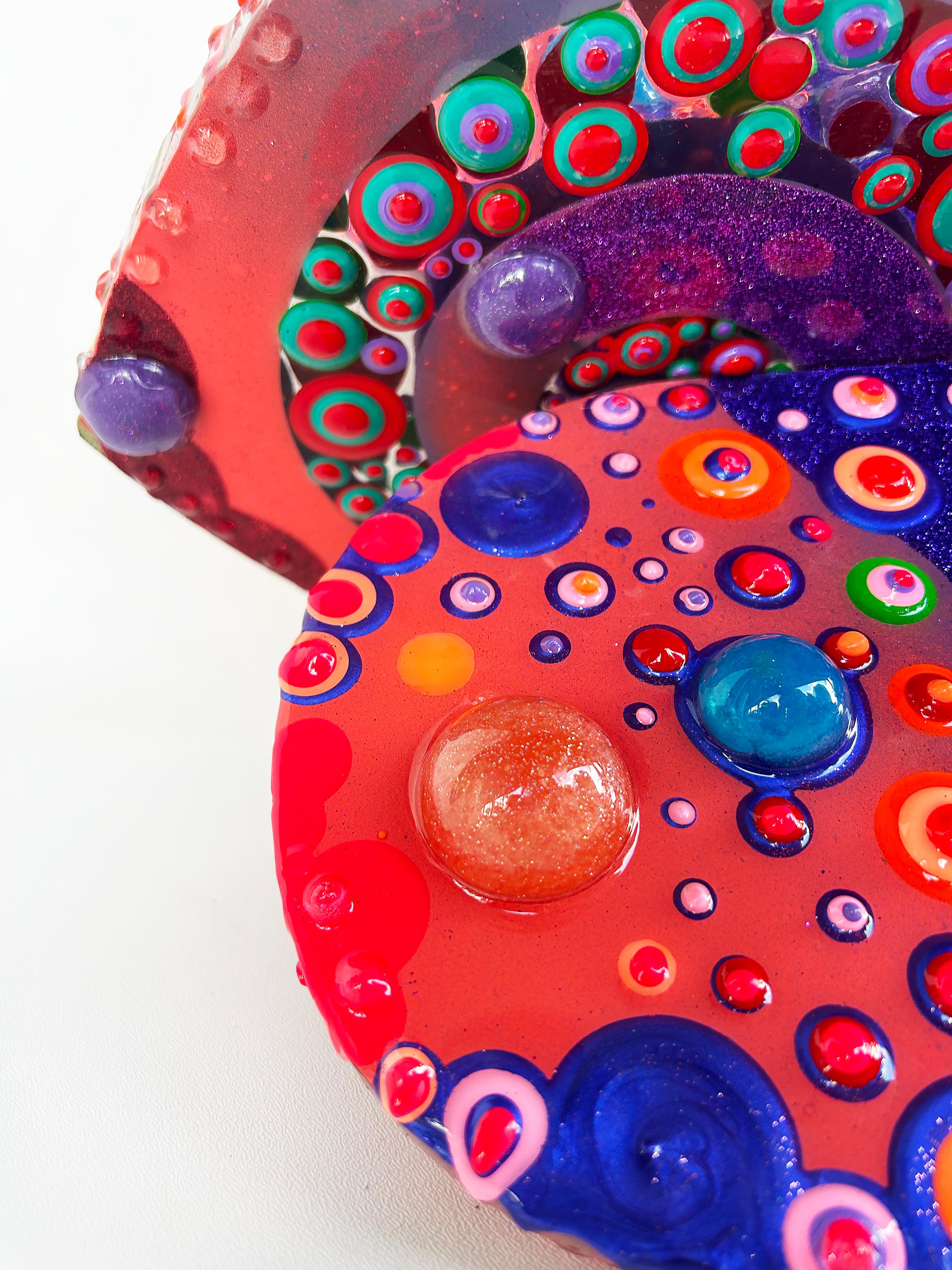 Amour  Heart Love Sculpture par les Artistics Michael Gitter, Jillian Whelan, 1/1 pièce

Est proposée à la vente une sculpture originale et unique de Love Hearts, réalisée par les artistes Michael Giter et Jillian Whelan. Cette création colorée