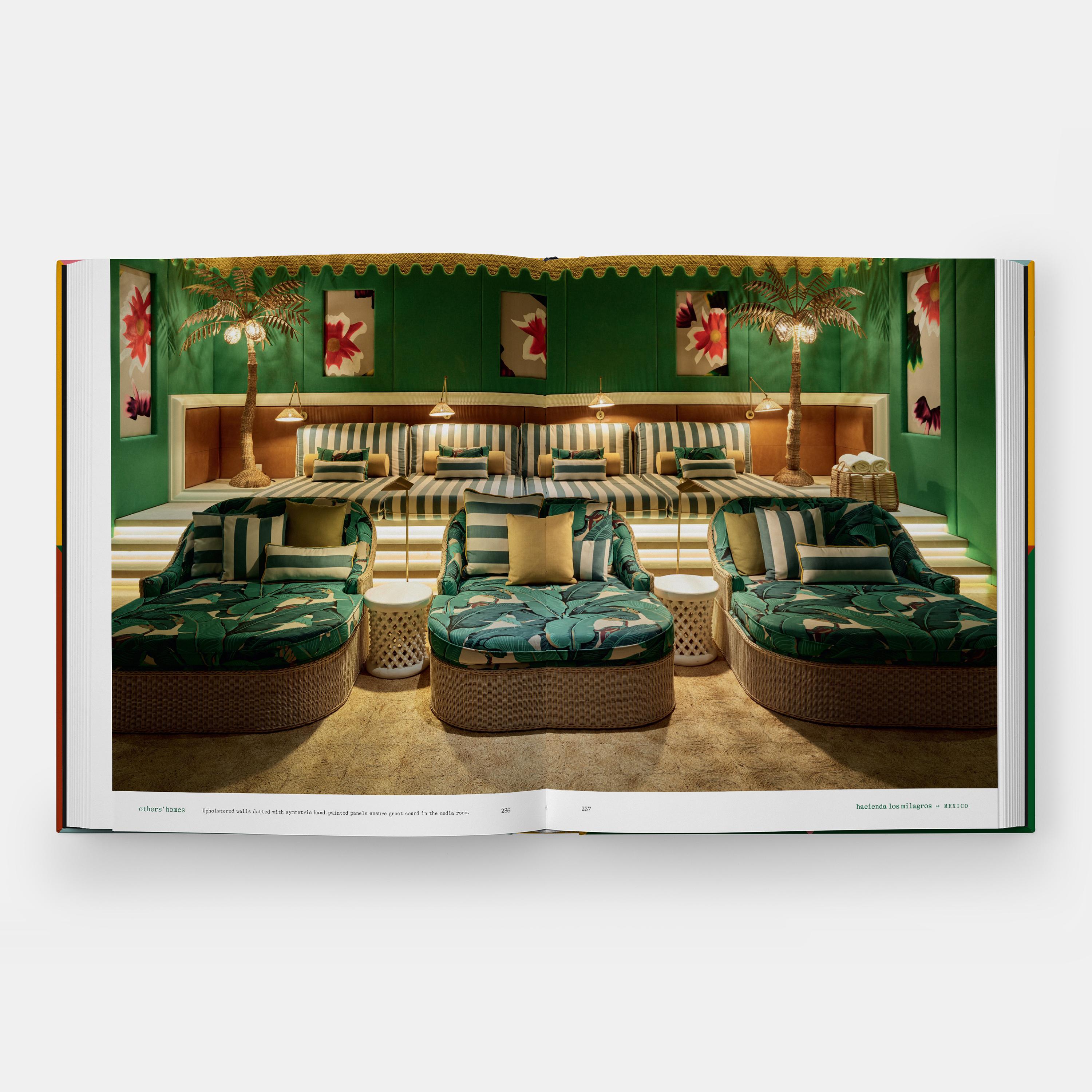 Love How You Live: Adventures in Interior Design In New Condition For Sale In New York, NY