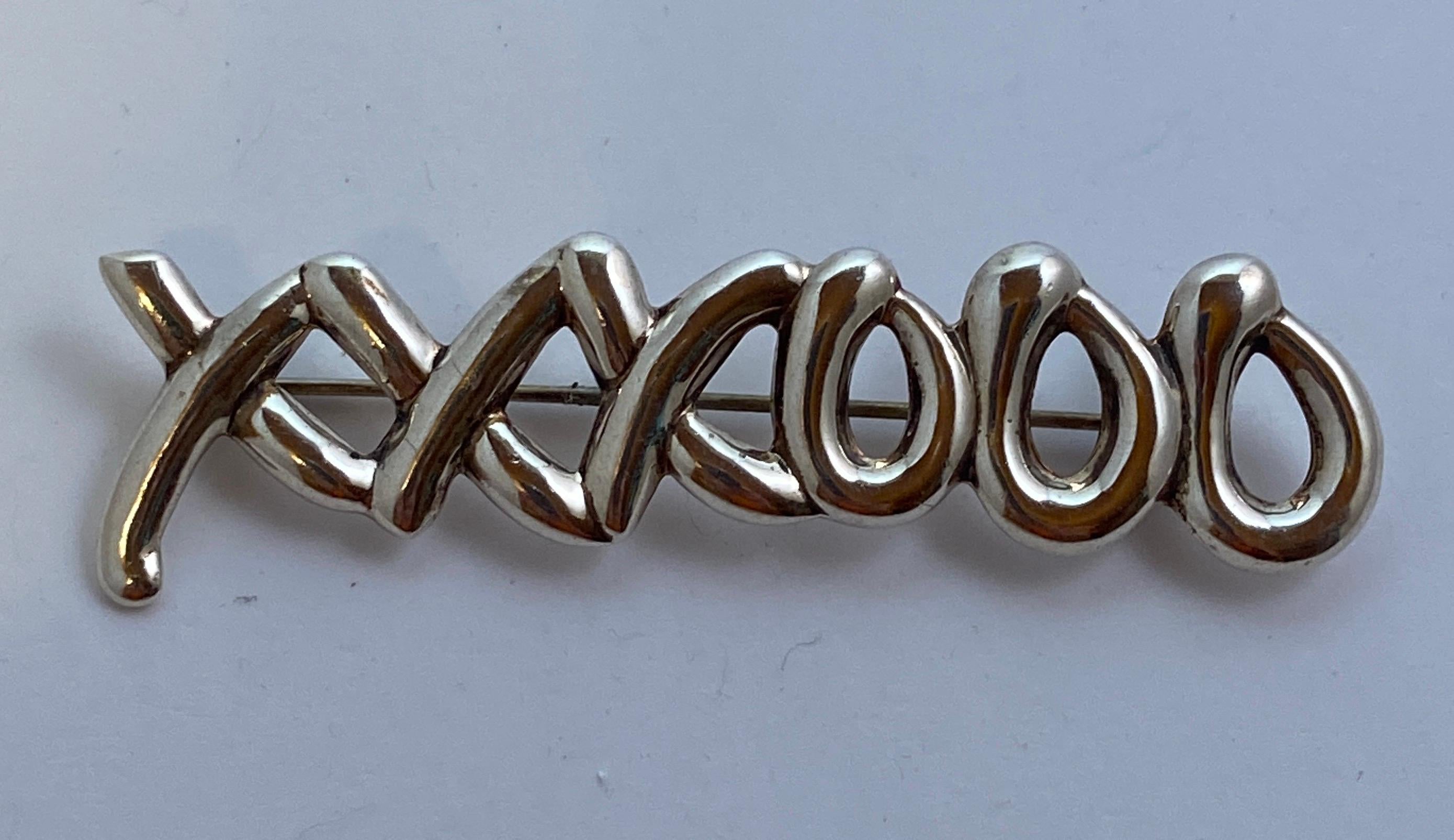 Broches en argent sterling « Love & Kisses » et « Forever » en vente 6