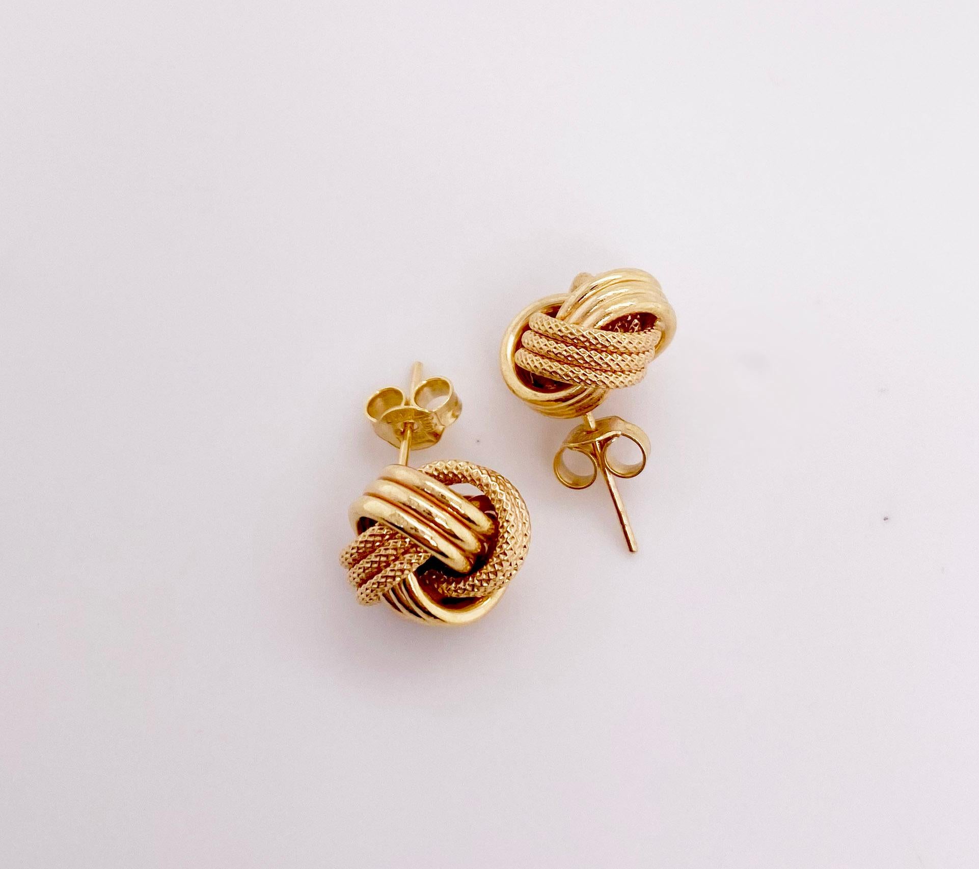 The details for these gorgeous earrings are listed below:
Metal Quality: 14 K Yellow Gold 
Earring Type: Stud 
Measurements: 11 millimeters x 11 millimeters
Post Type: Stud 
Total Gram Weight: 1.00 grams