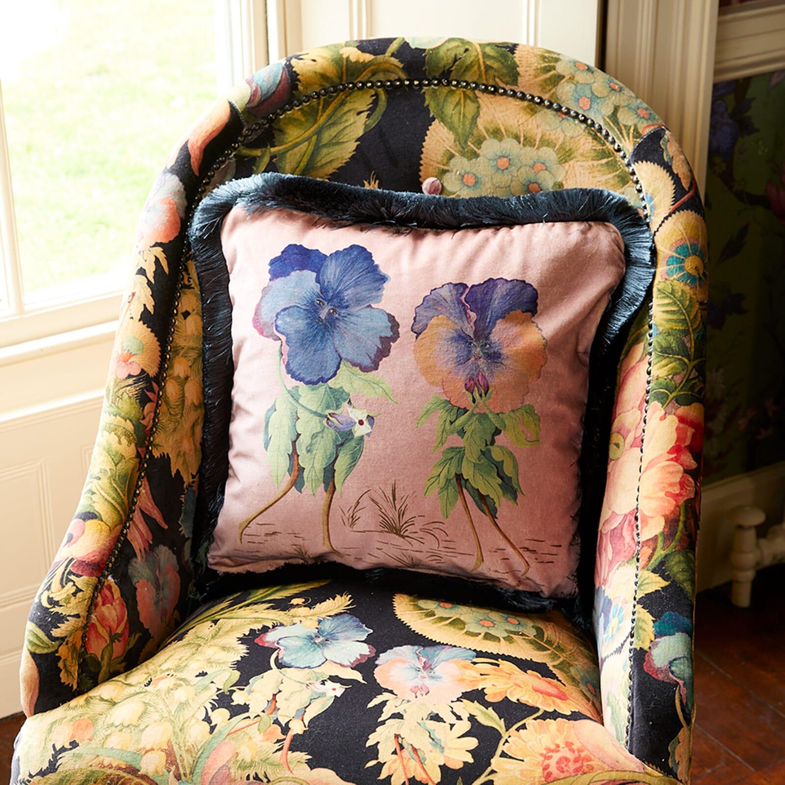 LOVE LETTER Medium Fringe Velvet Cushion - Tourmaline In New Condition For Sale In New York, NY