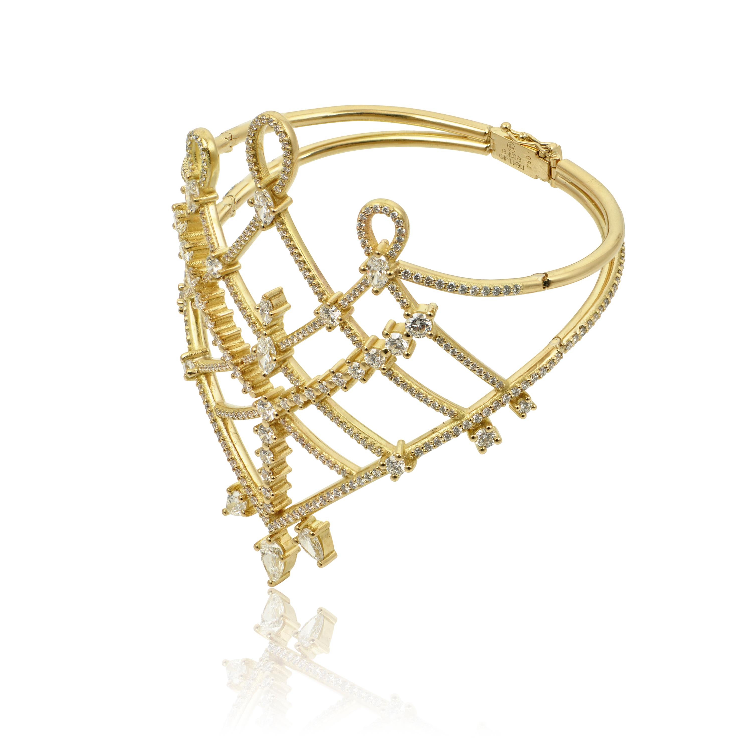 Taille Marquise Bracelet Love & Light en or jaune 18 carats avec diamants en vente