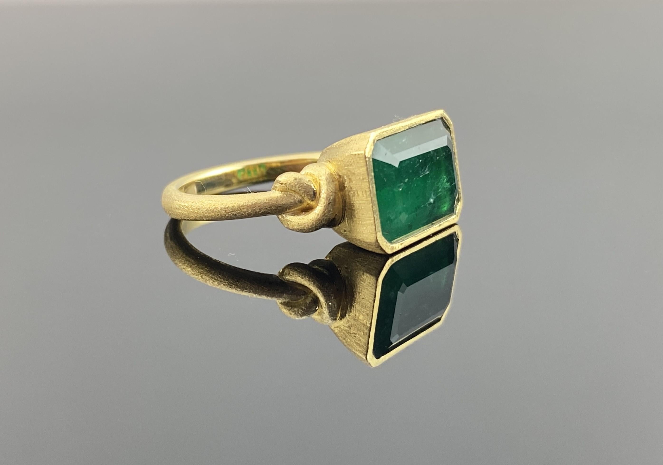 Women's Love Me Knot Vintage - Inspired 18K Yellow Gold 5.19 Car Emerald Engagement Ring For Sale