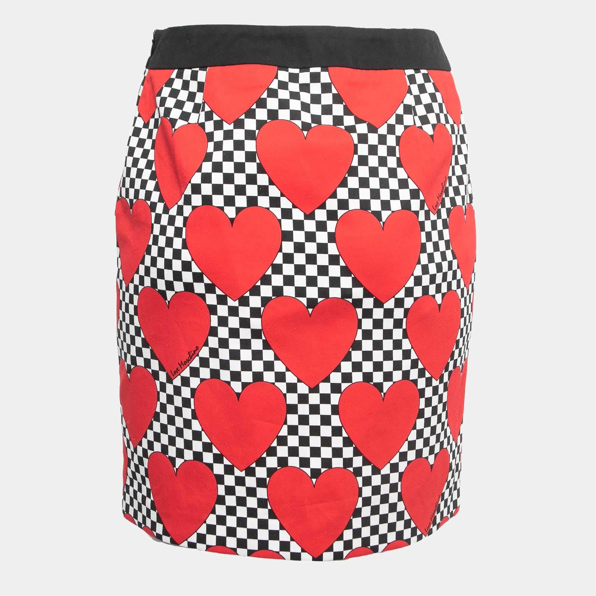 This elegant skirt is worth adding to your closet Crafted from fine materials it is exquisitely designed into a flattering shape.