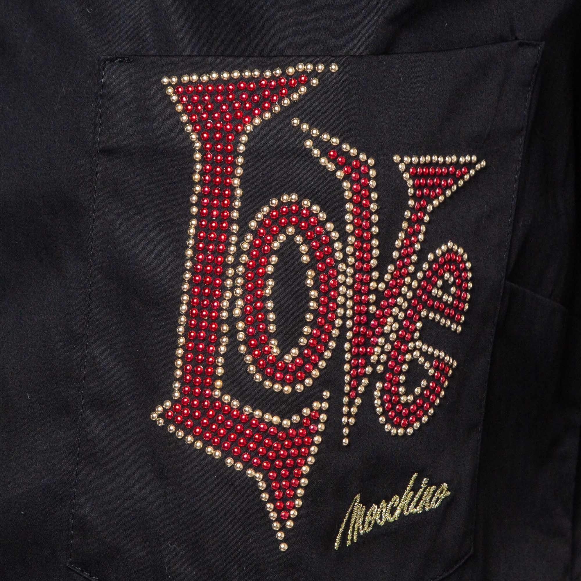 Nero Love Moschino Camicia a maniche lunghe in cotone con logo nero impreziosito M. I. in vendita