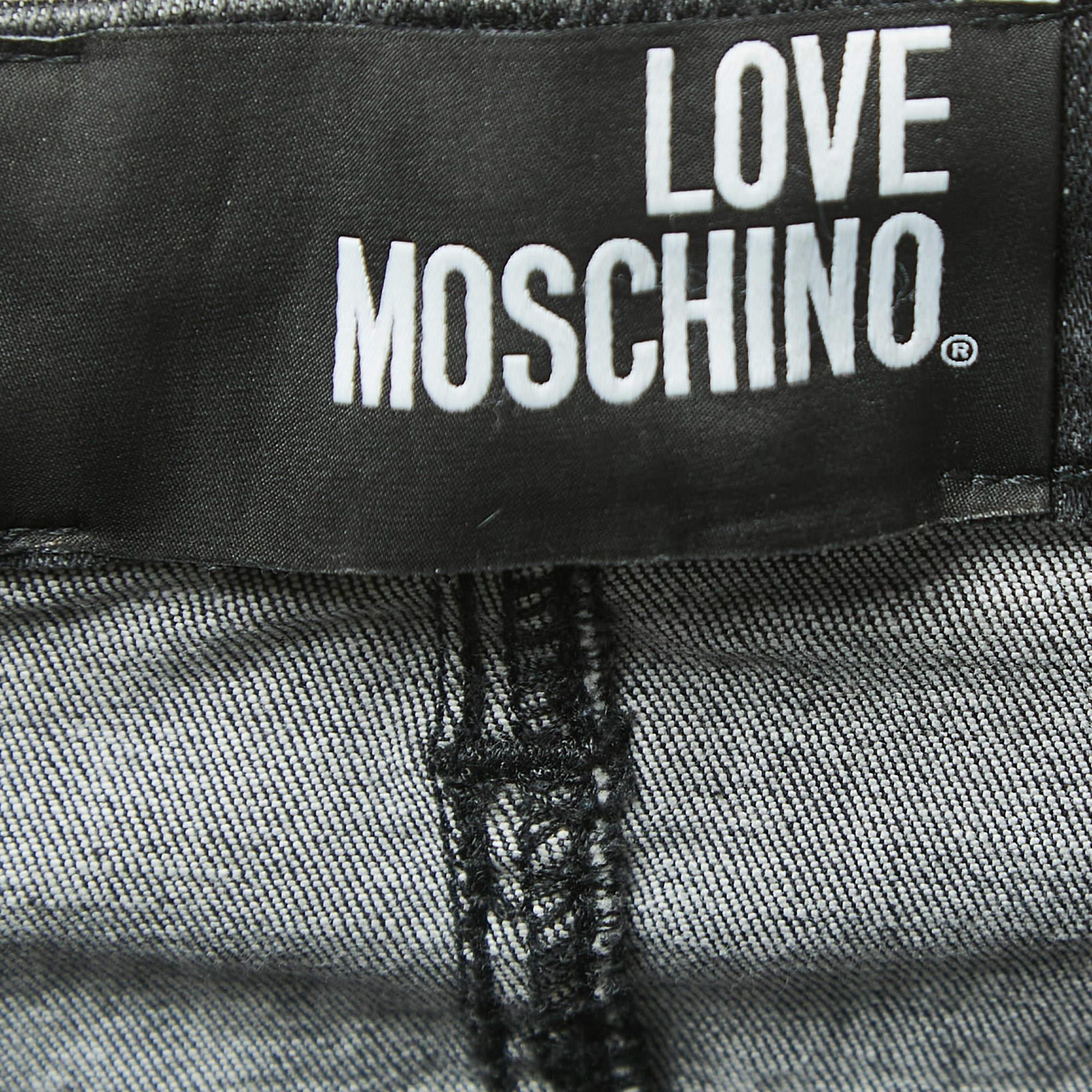 Donna Love Moschino Jeans neri in denim lavato Vita S 27