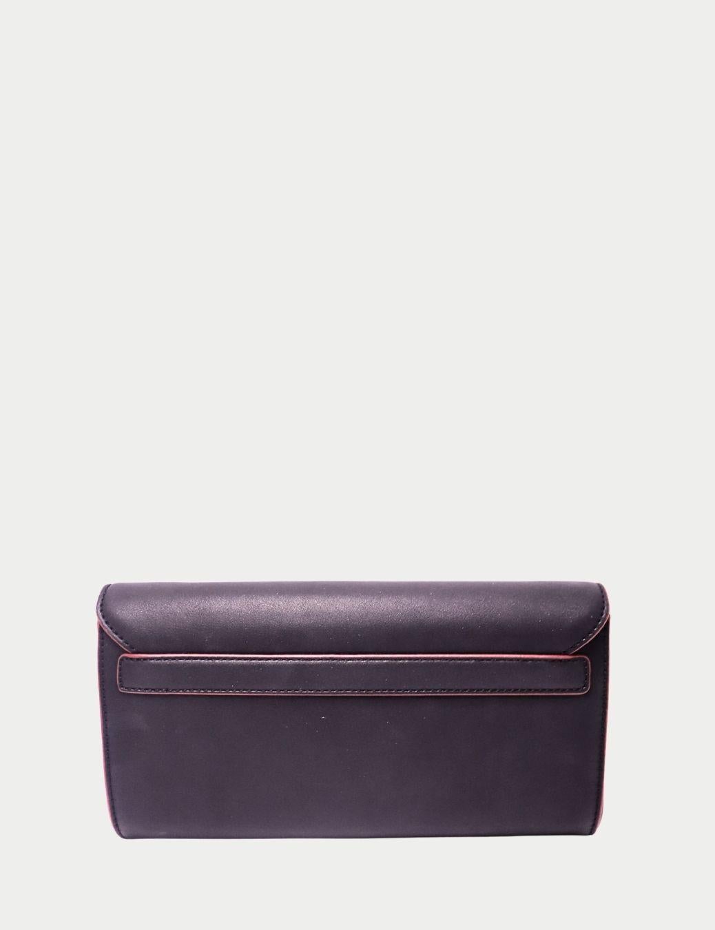 Noir Love Moschino en vente