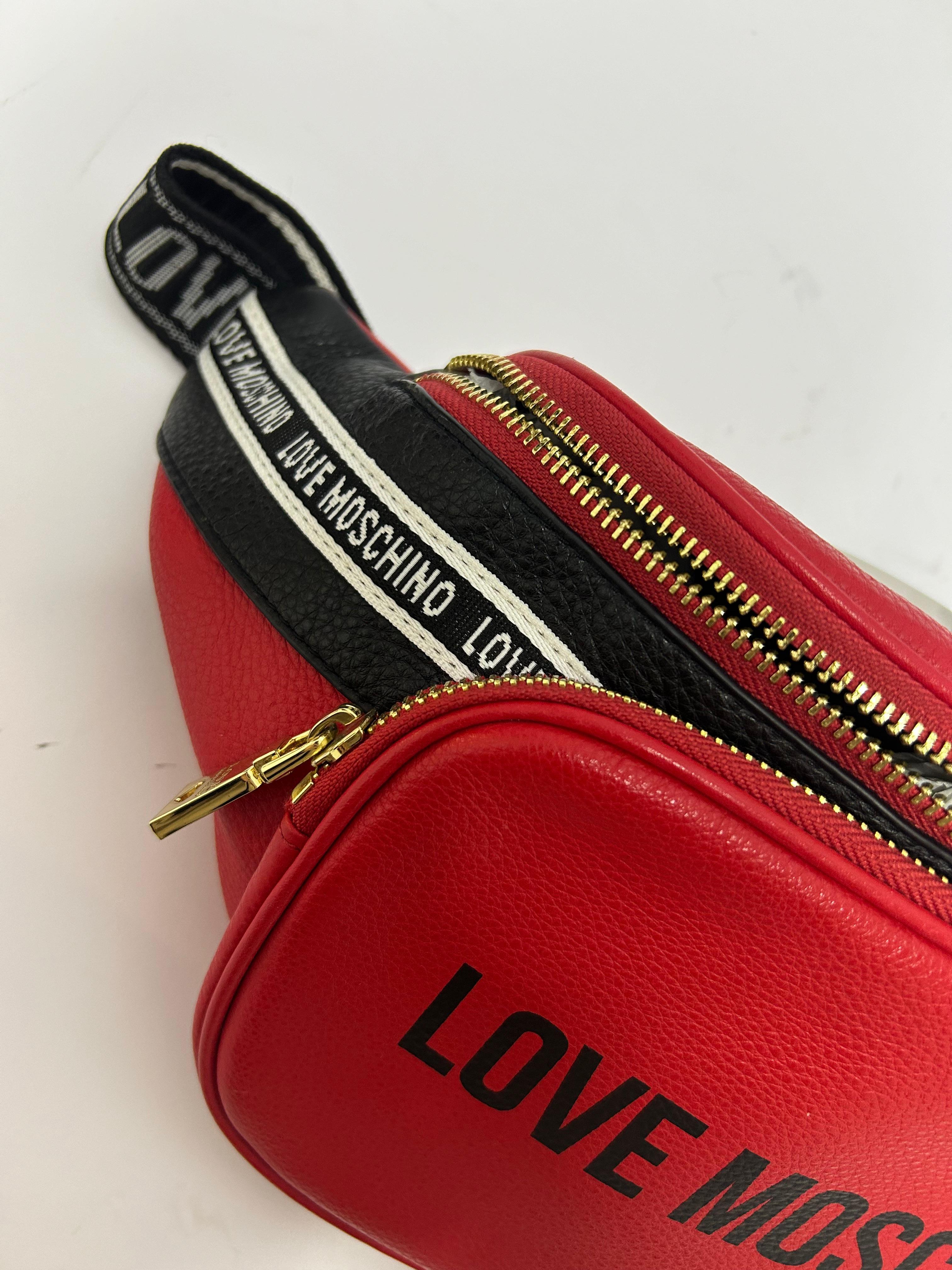 Love Moschino Logo Belt Bag For Sale 10