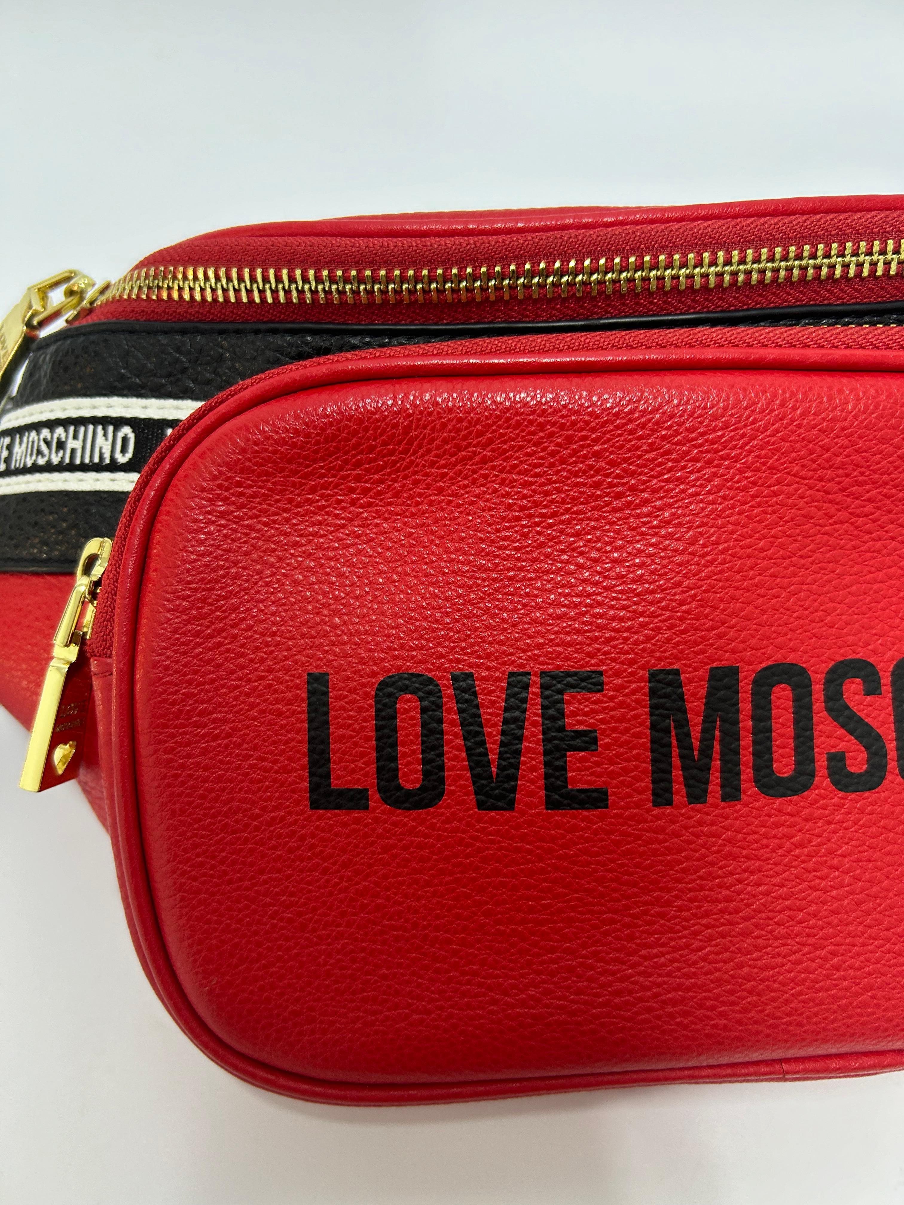 Love Moschino Logo Belt Bag For Sale 2