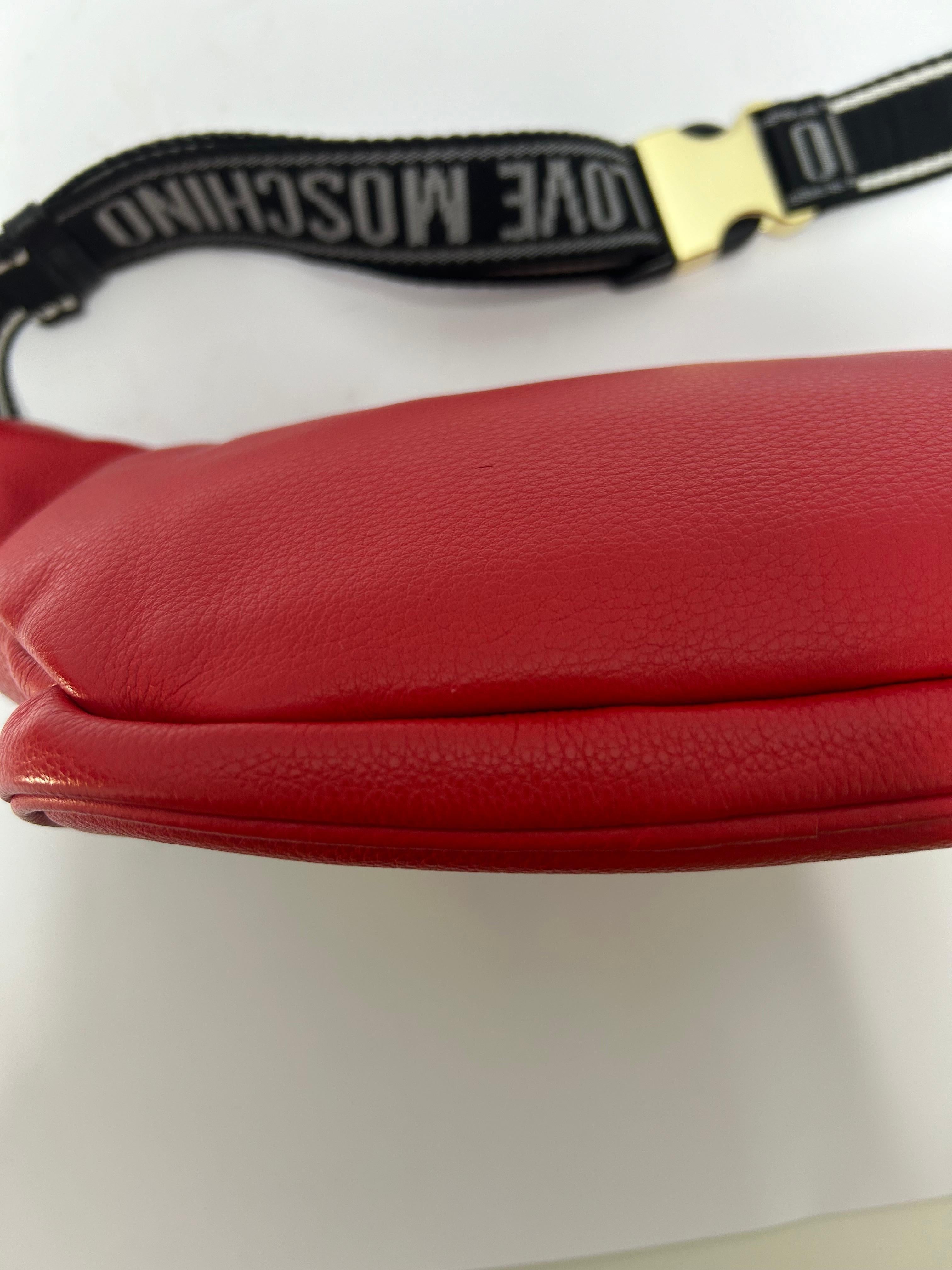 Love Moschino Logo Belt Bag For Sale 4