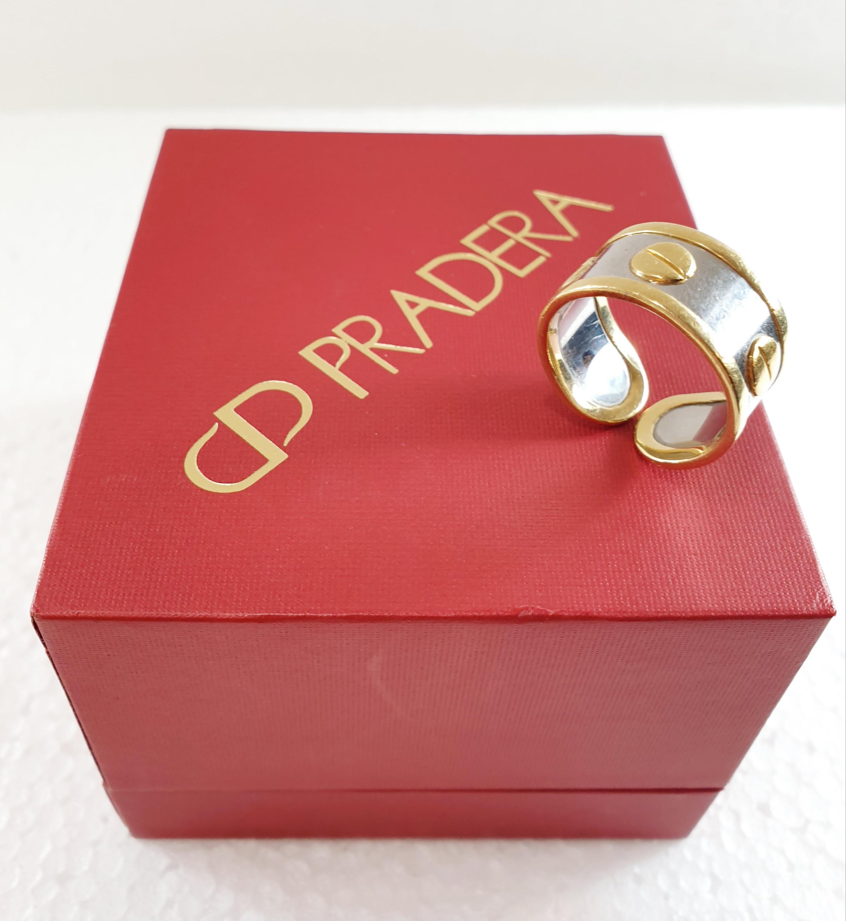Love Ring in Silver and 18k Yellow Gold In New Condition For Sale In Bilbao, ES