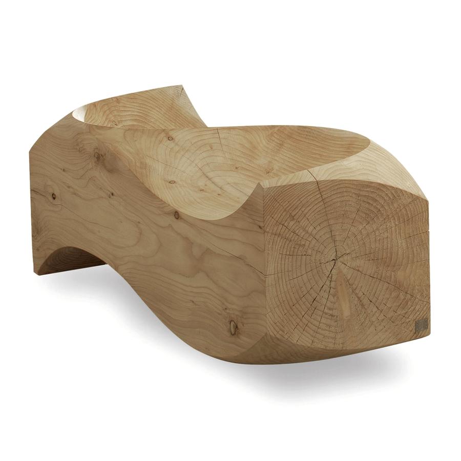 Love Seat, Banco de cedro, Diseñado por Jake Phipps, Fabricado en Italia Italiano en venta