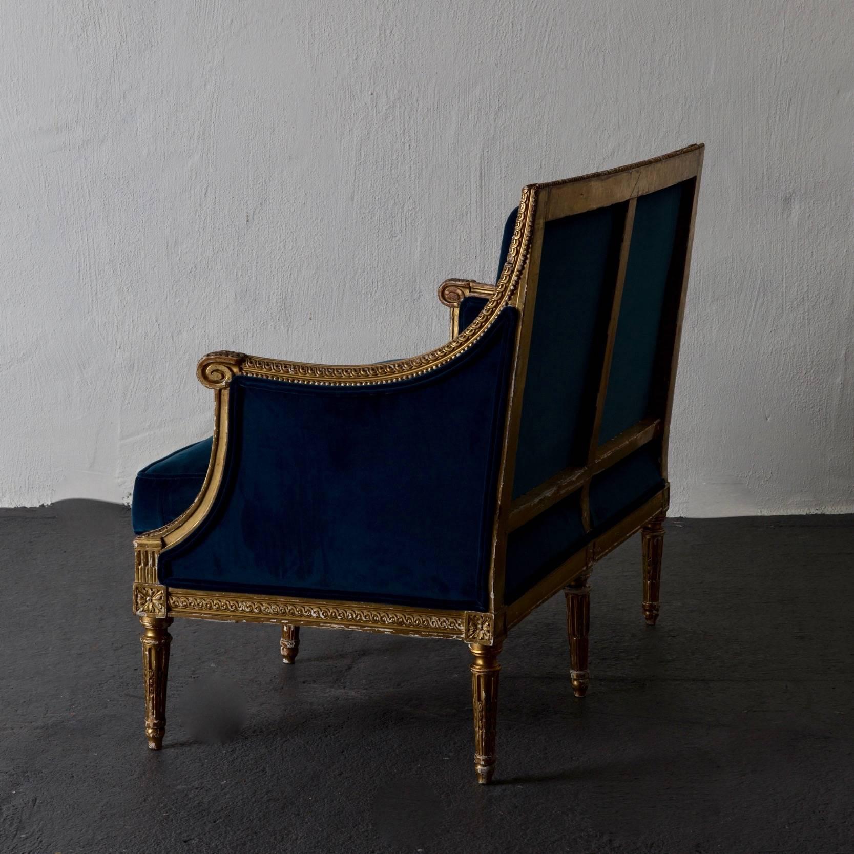 French Sofa Bench Love Seat Neoclassical Louis XVI Period Gilt Wood Blue Velvet France 