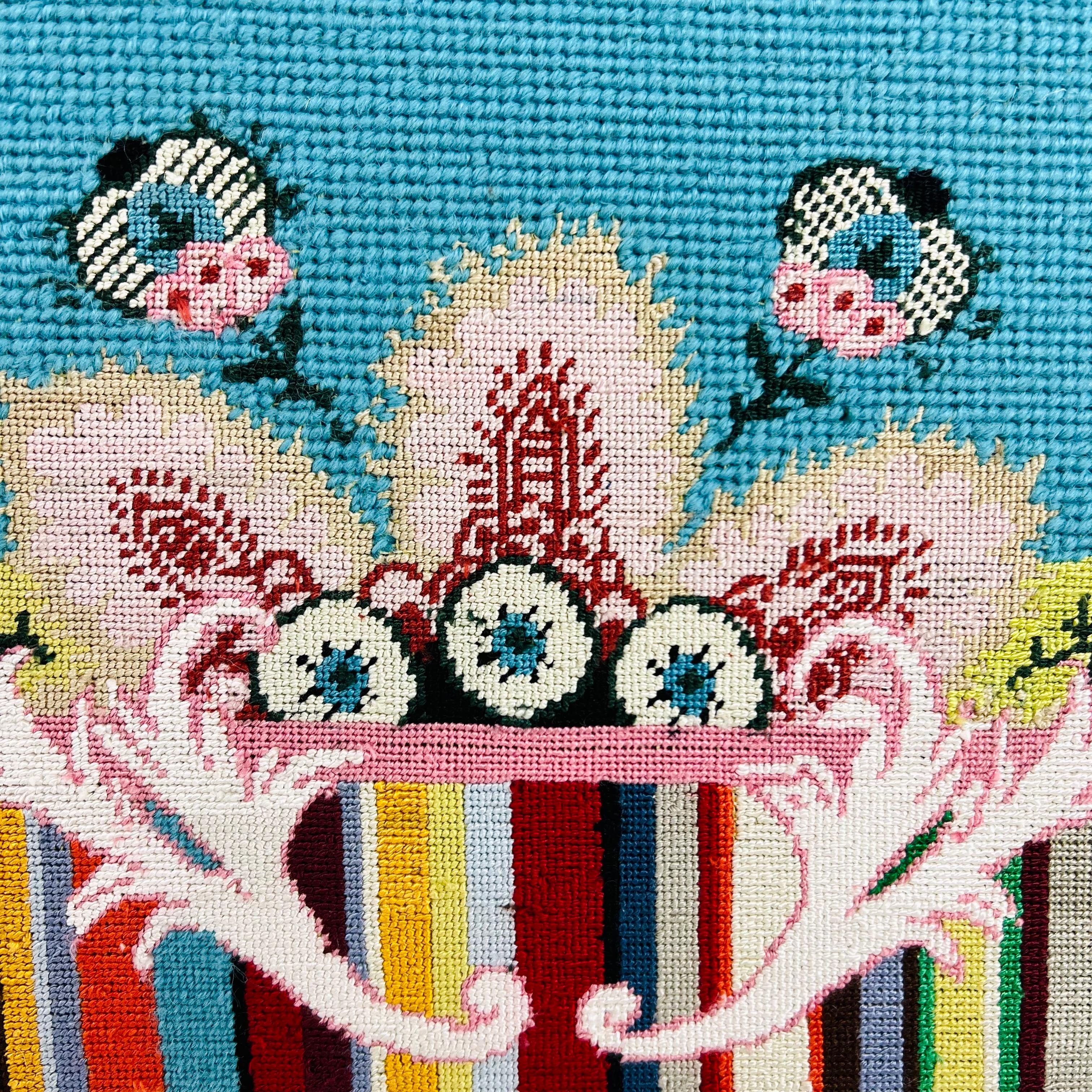 „Love Too“ Wandkunst aus Gobelinstickerei von Paul Smith für die Rug Company 2