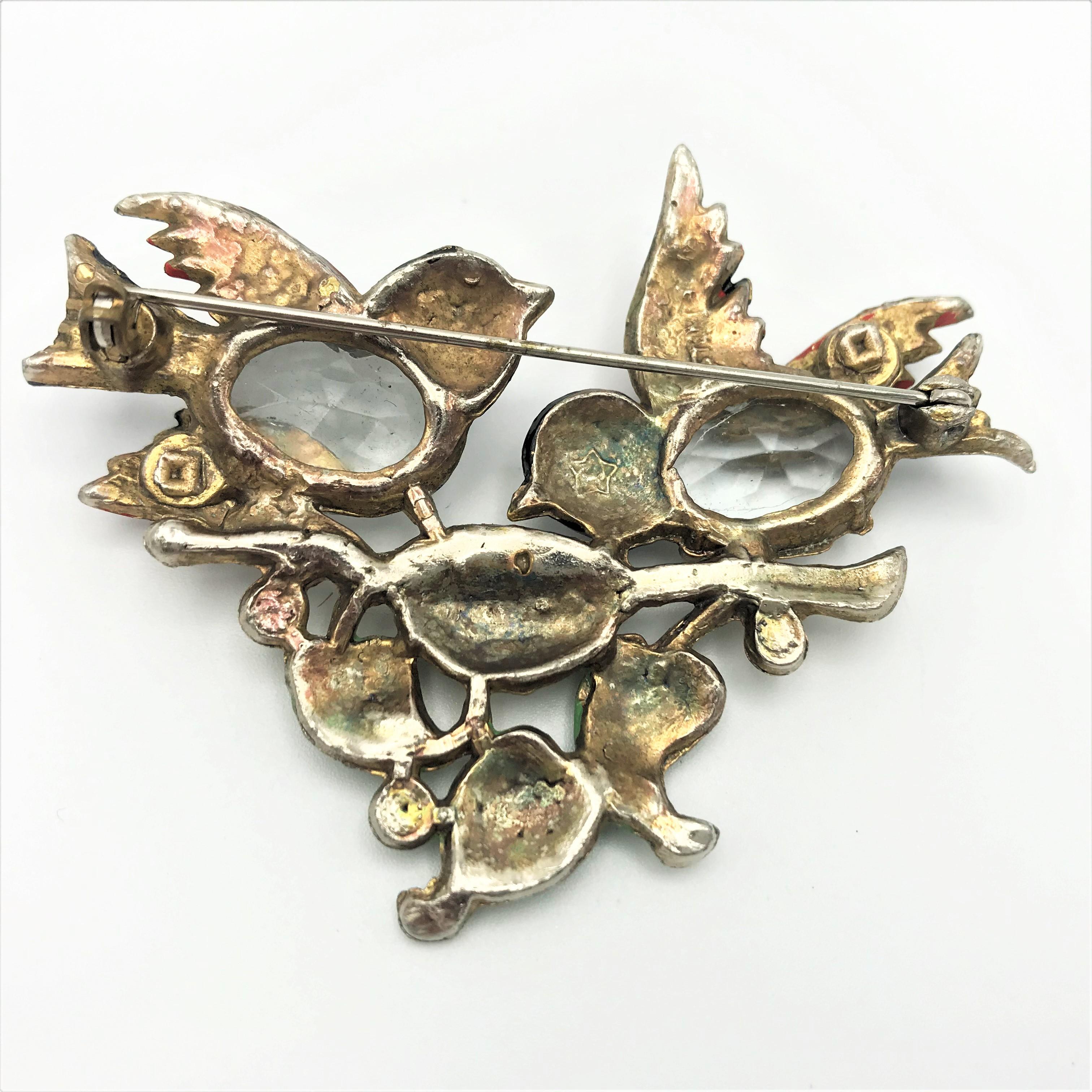 Women's Bird on a nest of eggs brooch by Fred Gray Corp, 1930-1040's, designer for Coro For Sale