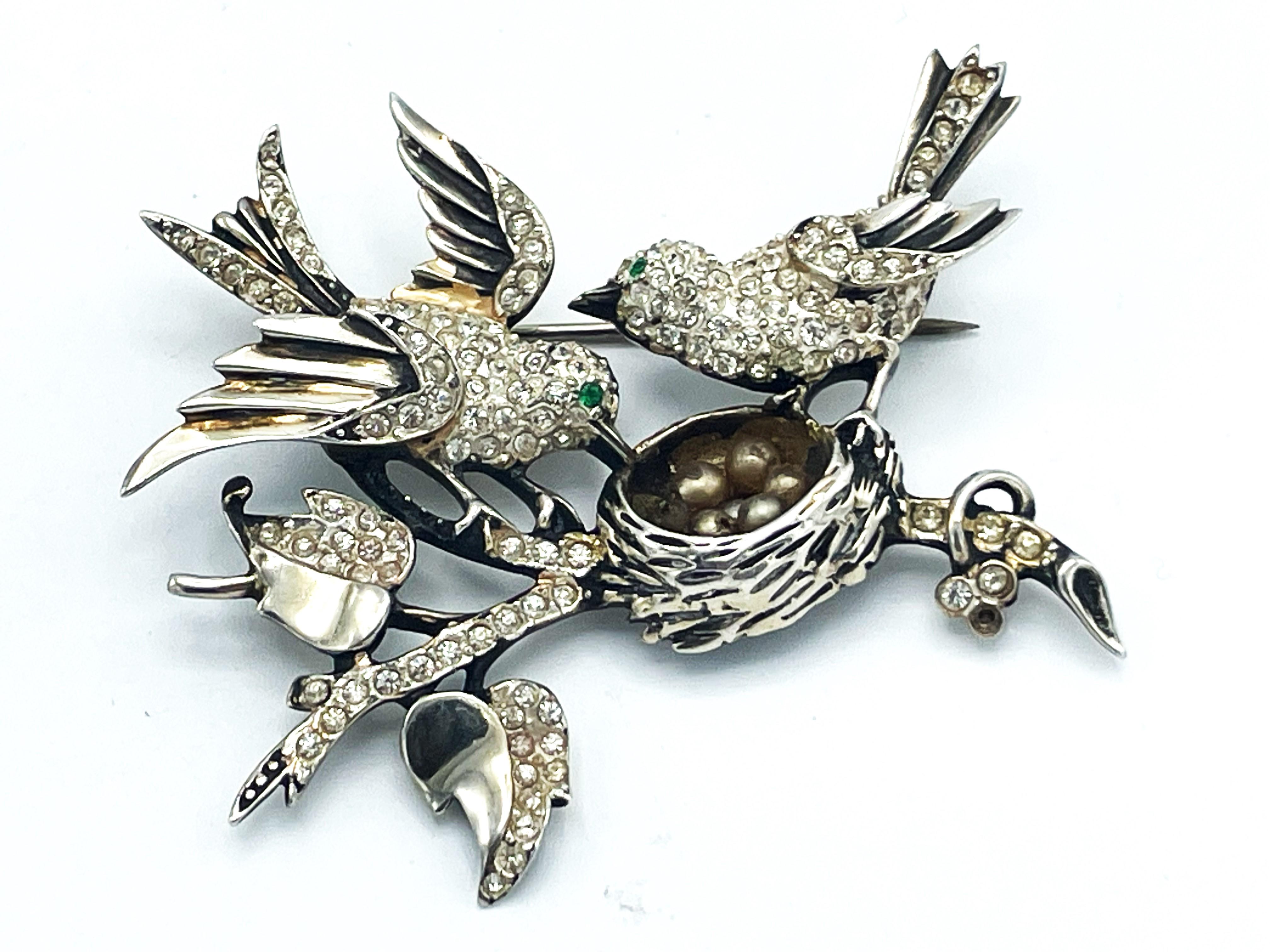 Lovebird brooch with matching bird earrings by SCHRAGER NY, Sterling, 1940s For Sale 2
