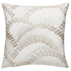 Coussin à broderie Lovegrass