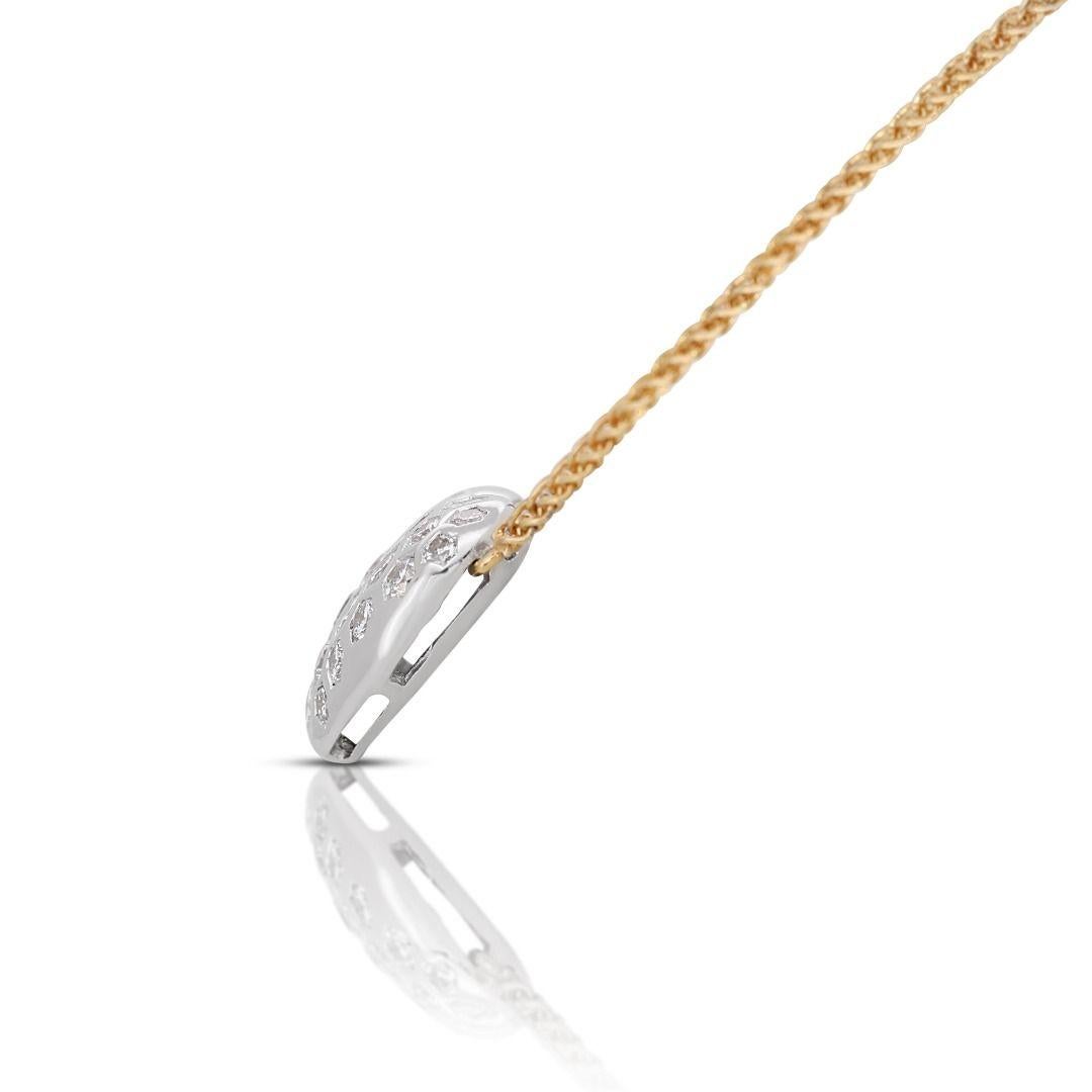 Women's Lovely 0.31ct Heart Diamond Necklace in 18K Yellow Gold For Sale