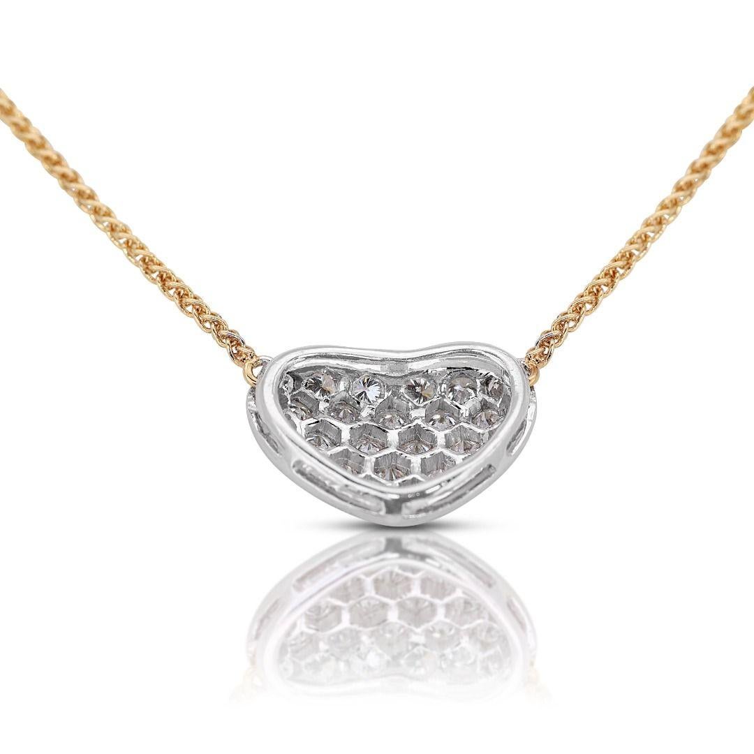 Lovely 0.31ct Heart Diamond Necklace in 18K Yellow Gold For Sale 1