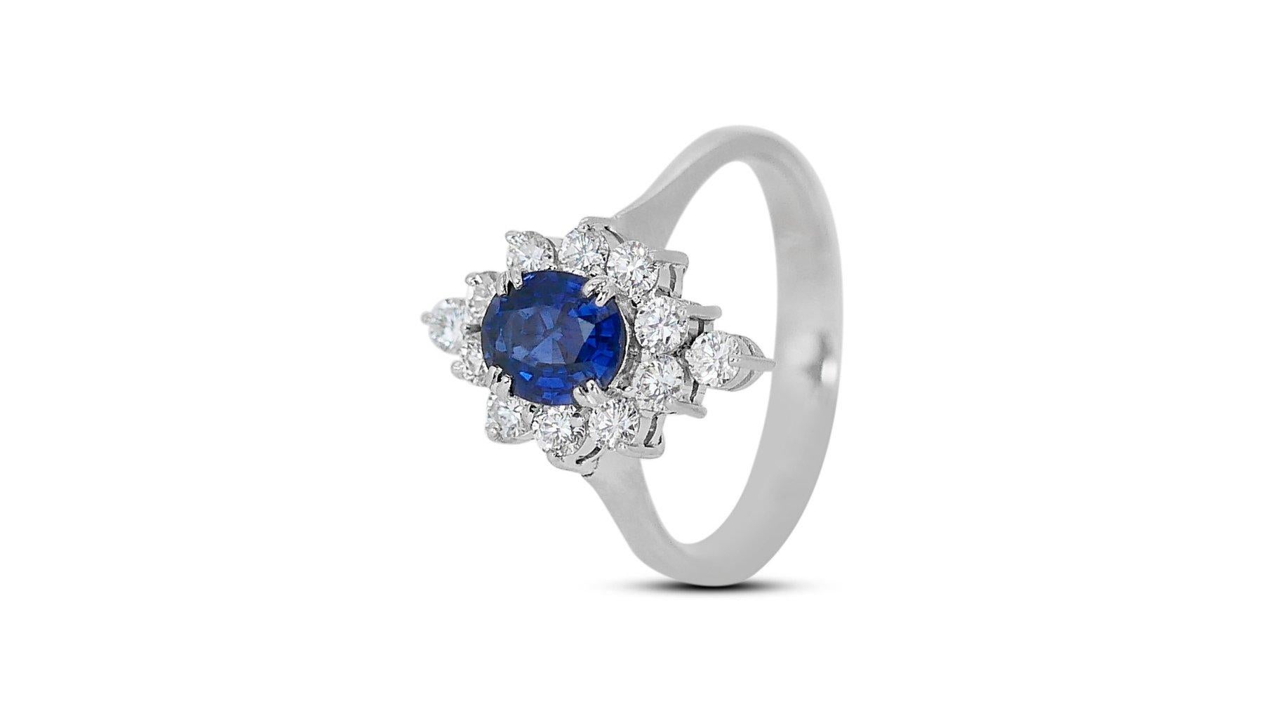Oval Cut Lovely 1.37 carat oval natural sapphire ring in 18K white gold