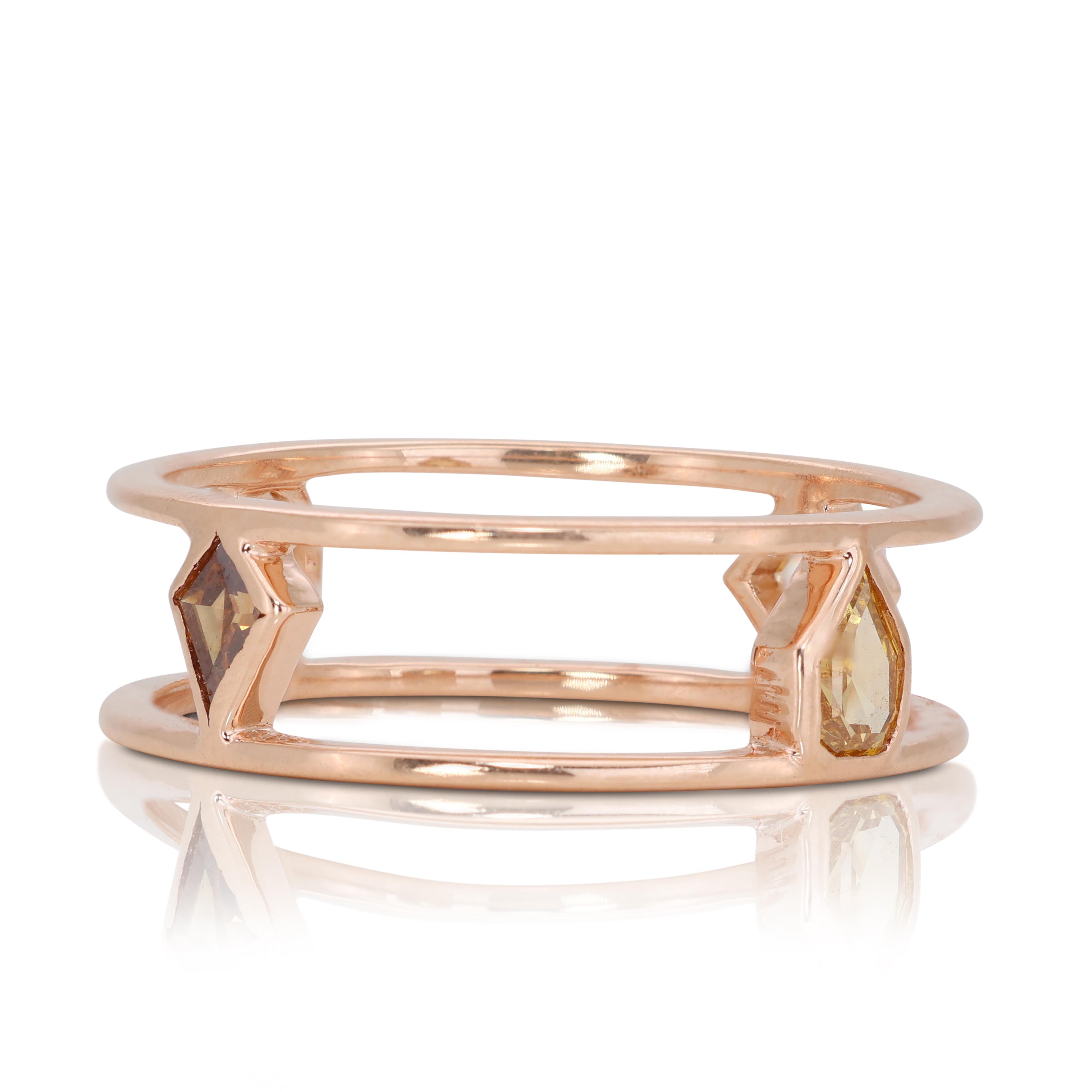 Lovely 14k Rose Gold Fancy Colored Diamond Ring w/0.56 ct - IGI Certified

Embrace the allure of uniqueness with this extraordinary fancy-colored diamond ring, set in the warm and alluring 14k rose gold. Central to this ring are two kite-shaped