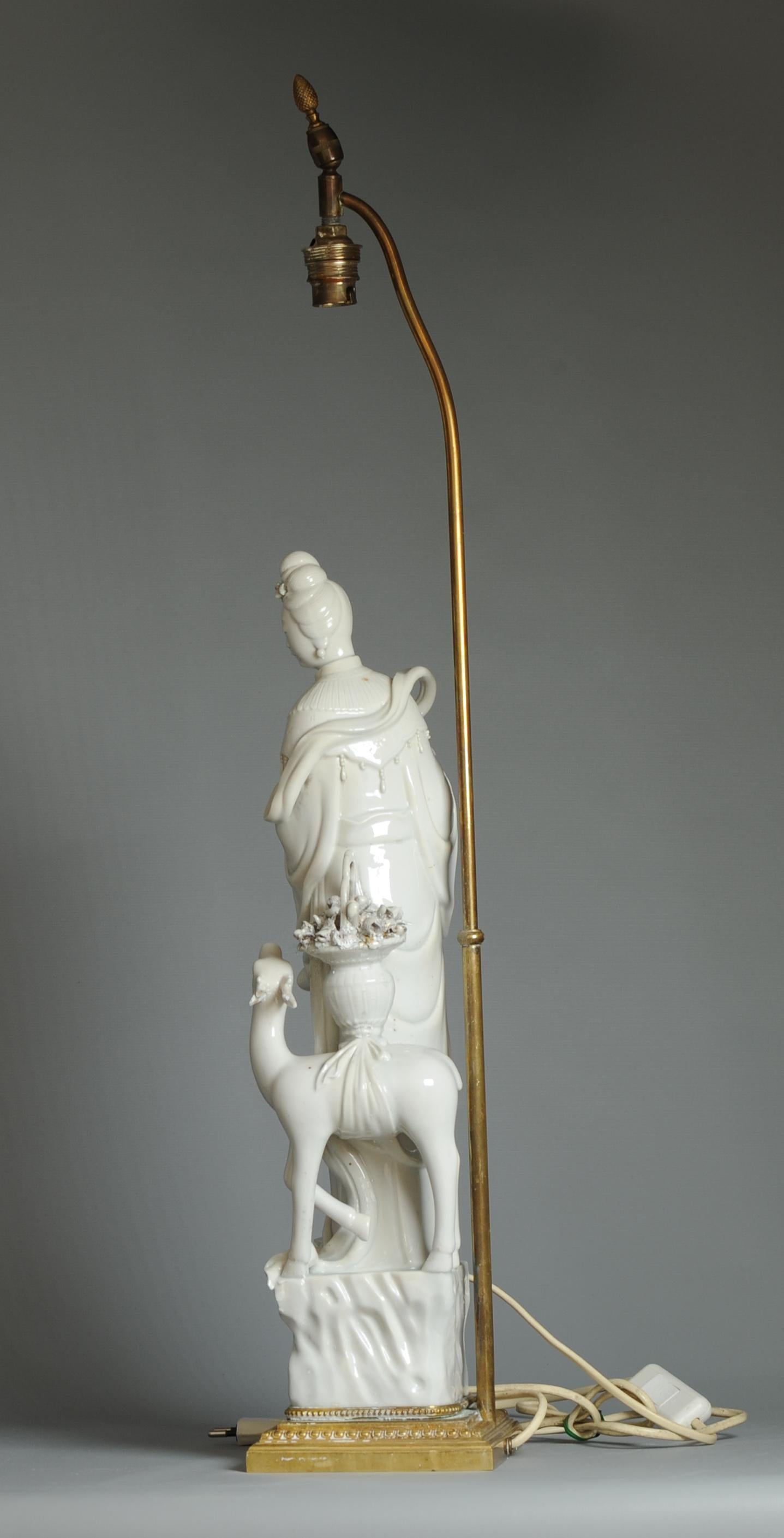 A lovely and large example with nice details. Made into a lamp.
We didn't test if it works.

Condition
with restorations, all pictured. Size: statue 45CM high approx. , total height 75CM approx.
Period
17th century
18th century 