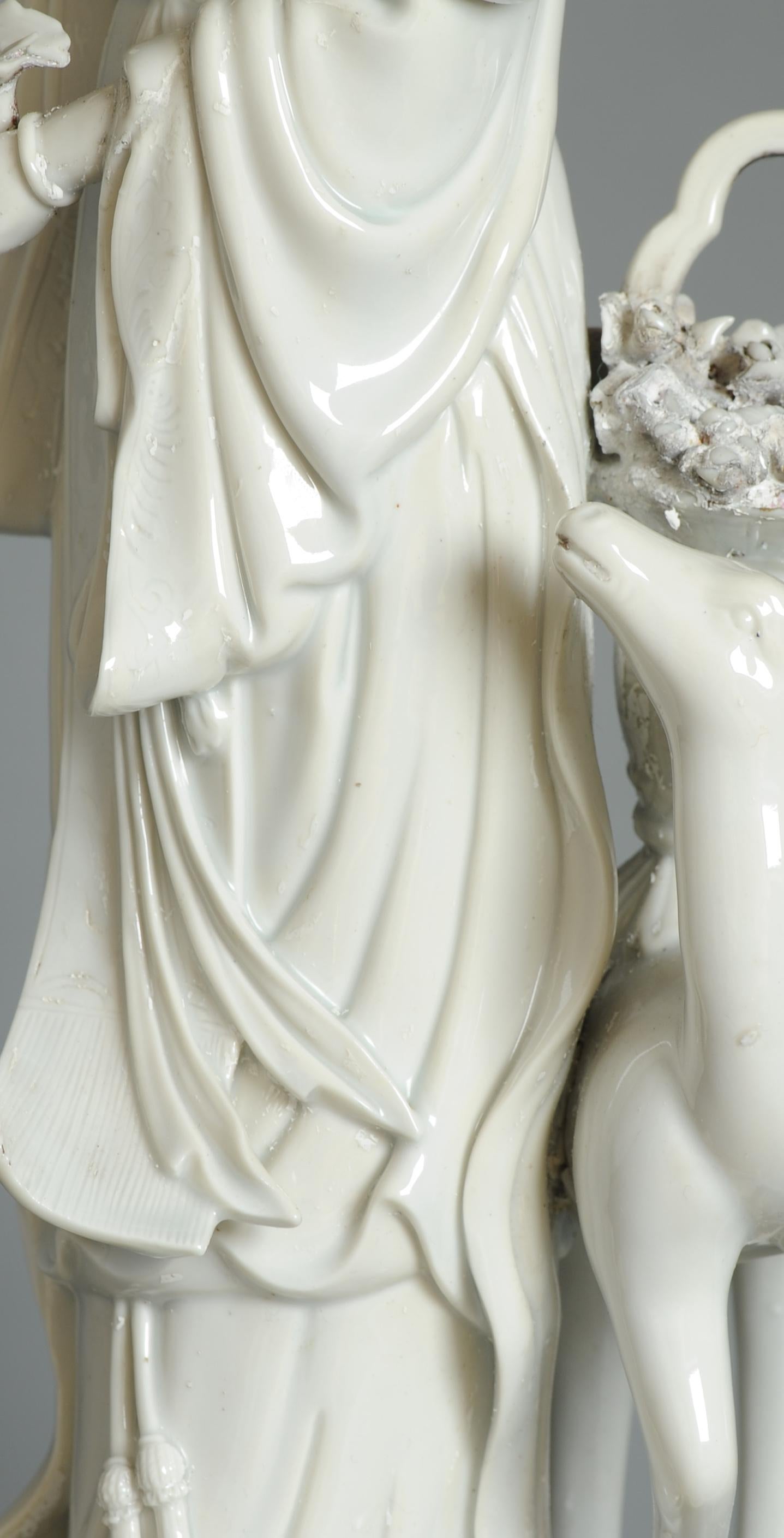 Lovely 17/18C Dehua Blanc de Chine Guanyin Statue China Chinese made into a lamp For Sale 3