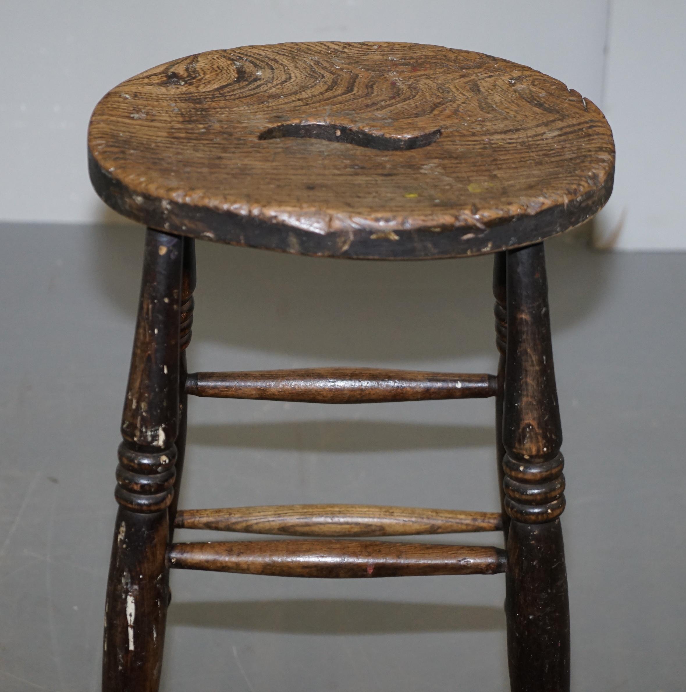 Lovely 18th Century Engligh Painters Artists Stool Handle Cut Out in the Top For Sale 3