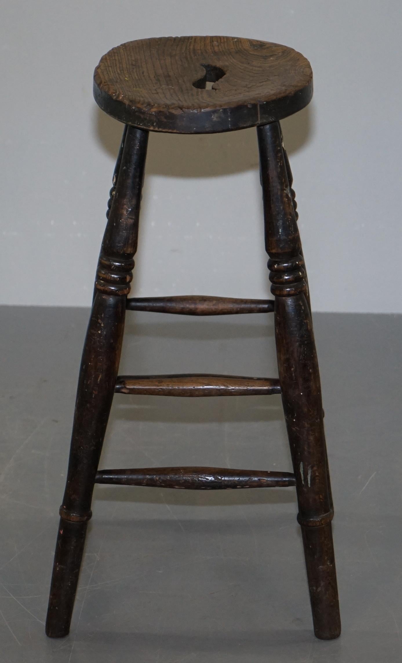 18th Century and Earlier Lovely 18th Century Engligh Painters Artists Stool Handle Cut Out in the Top For Sale