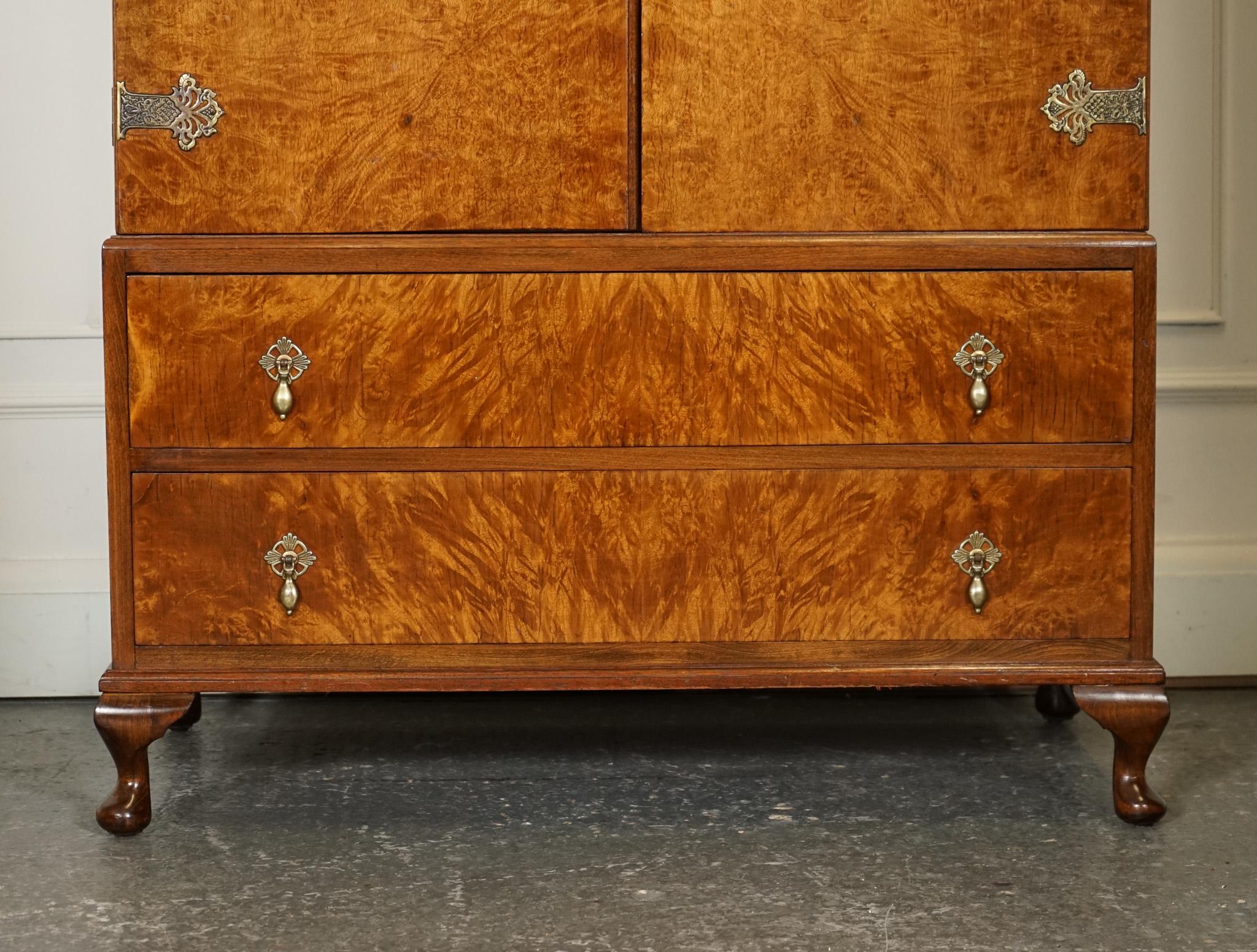 LOVELY 1920'S ART DECO BURR WALNUT WARDROBE WiTH TWO DRAWERS QUEEN ANNE LEGS In Good Condition For Sale In Pulborough, GB