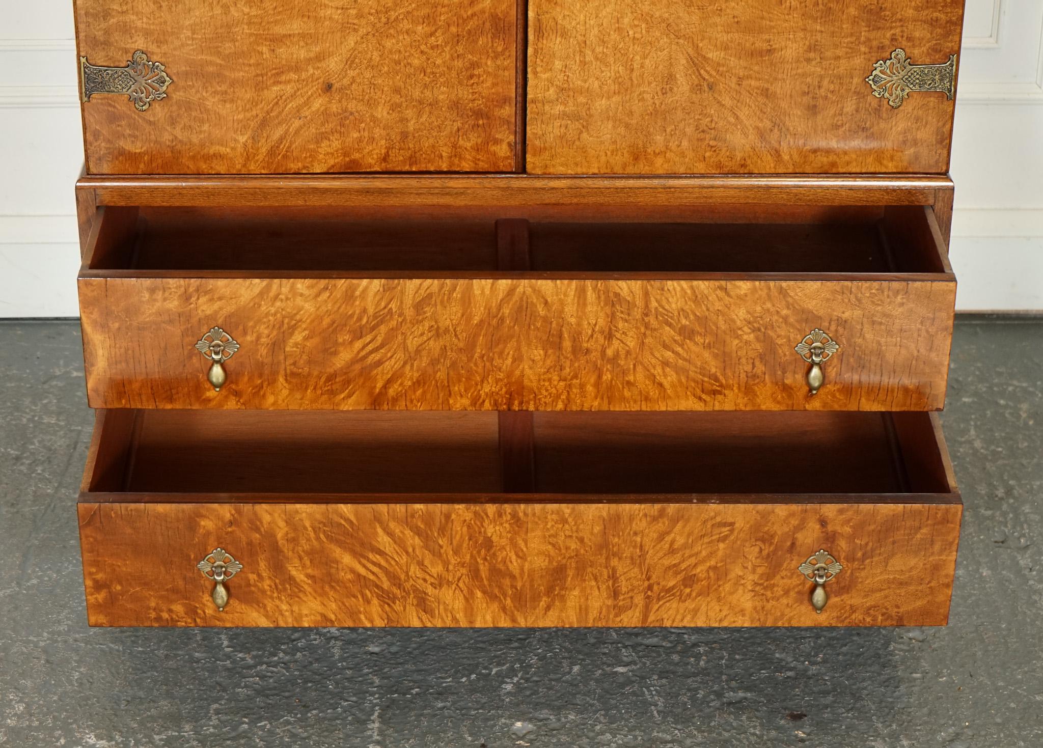 LOVELY 1920'S ART DECO BURR WALNUT WARDROBE WiTH TWO DRAWERS QUEEN ANNE LEGS For Sale 1