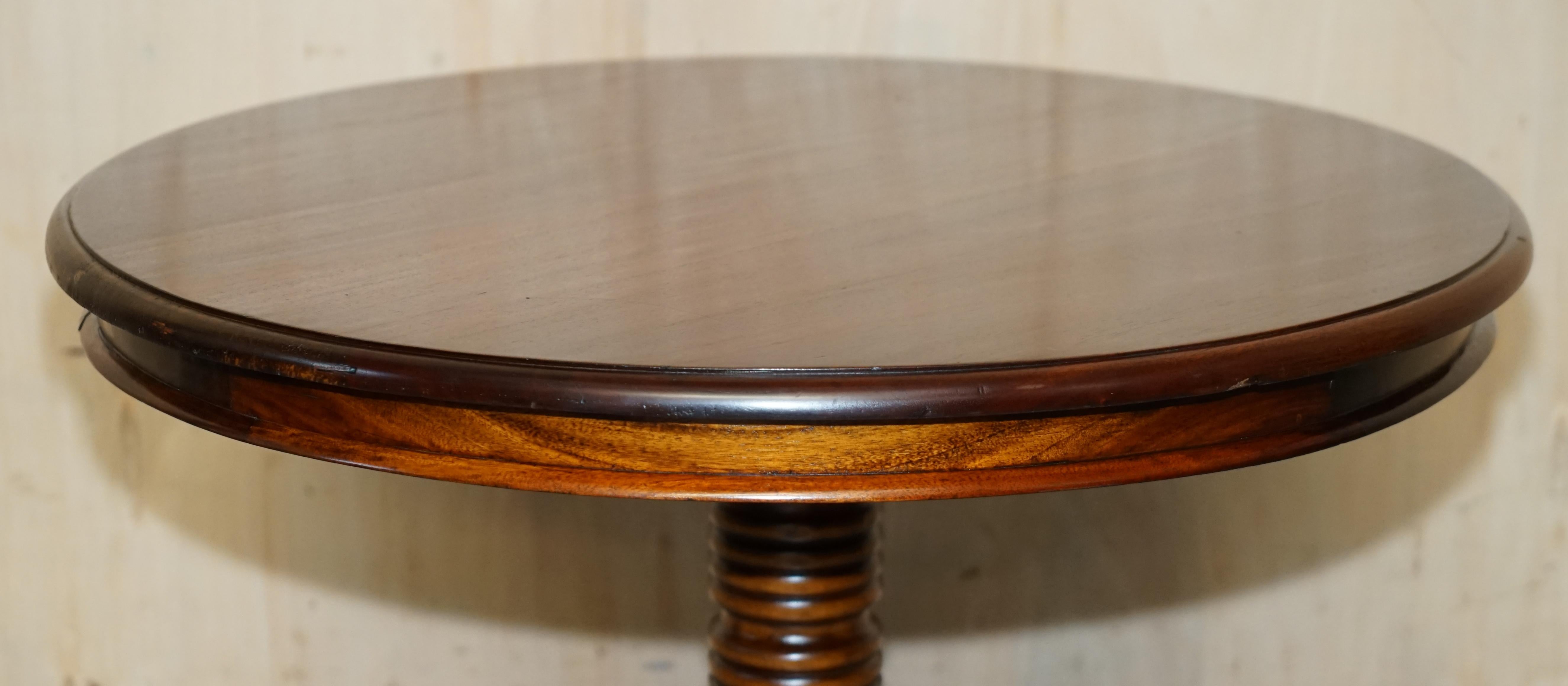 We are delighted to offer for sale this very nice, solid mahogany, extra large side table or small centre table.

A good looking and well made table, ideally suited as a very large side table as mentioned, or a good round coffee table which was