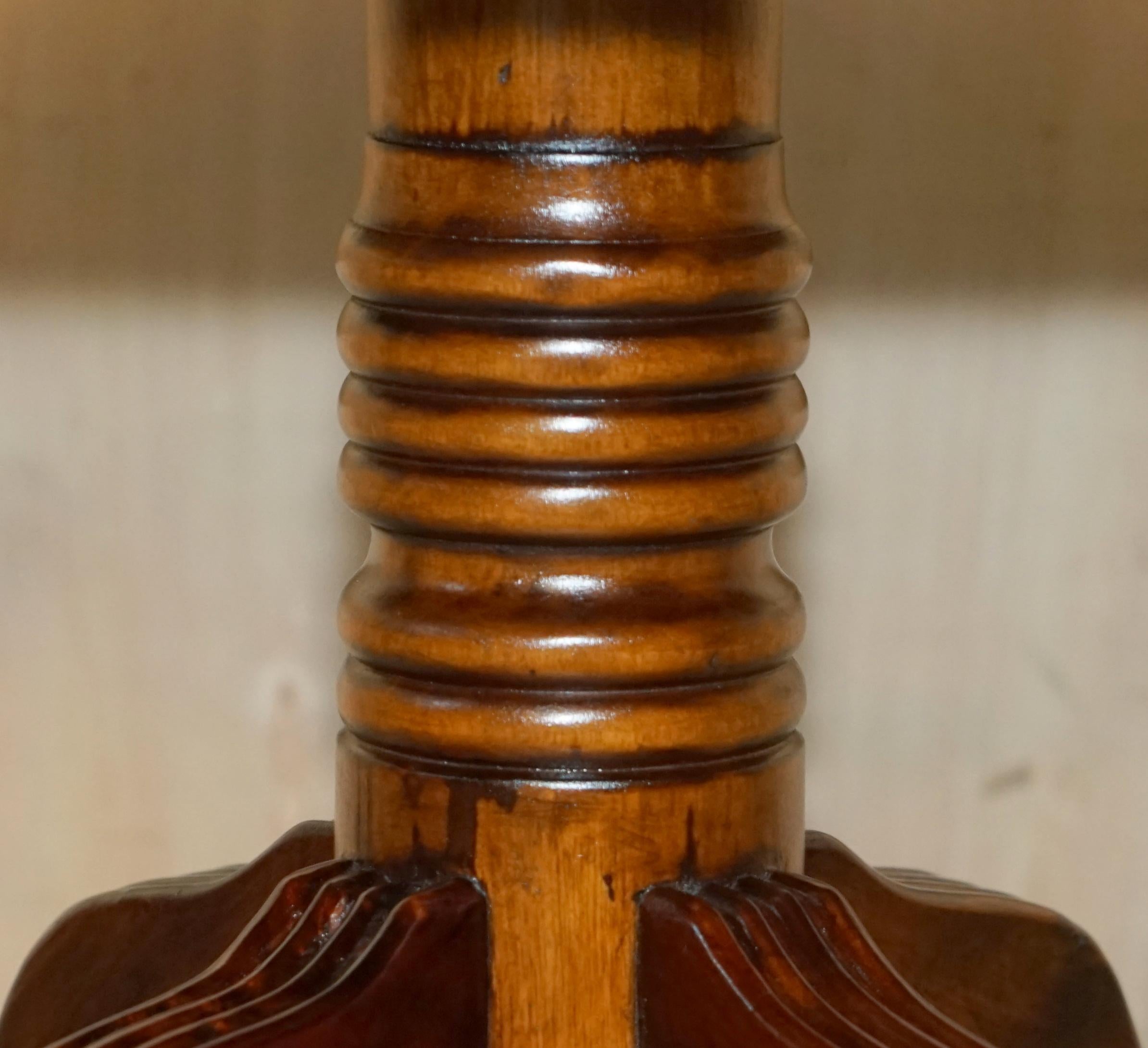 Lovely 1950s Vintage Solid Hardwood Extra Large Side Table Medium Coffee Table For Sale 1