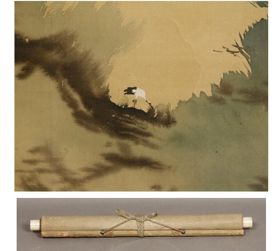 Lovely 19th Century Scroll Paintings Japan Artist Signed Crane in Landscape In Good Condition For Sale In Amsterdam, Noord Holland