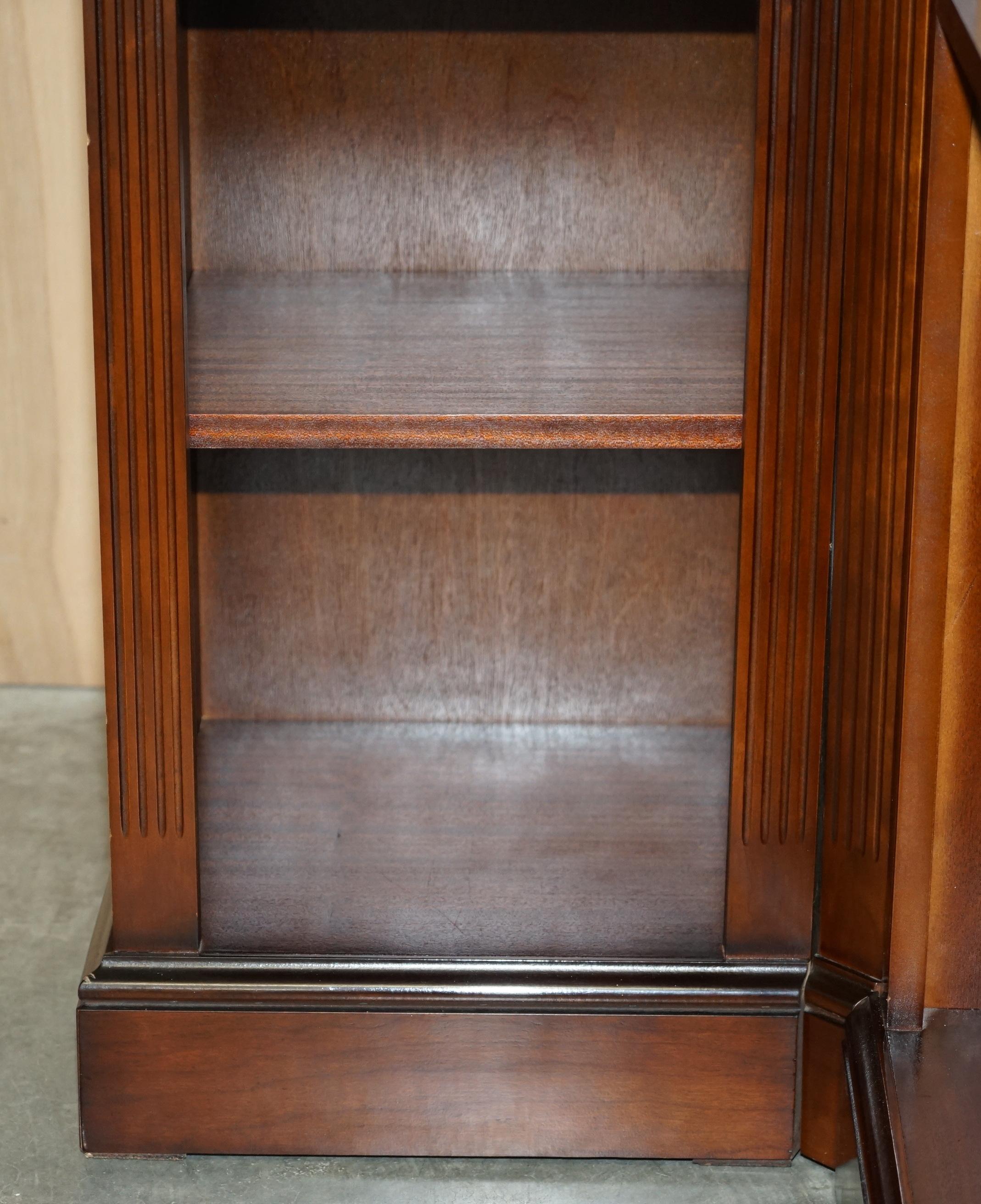 Lovely 2 Piece Flamed Hardwood Open Library Bookcase Part of a Paired Suite For Sale 11