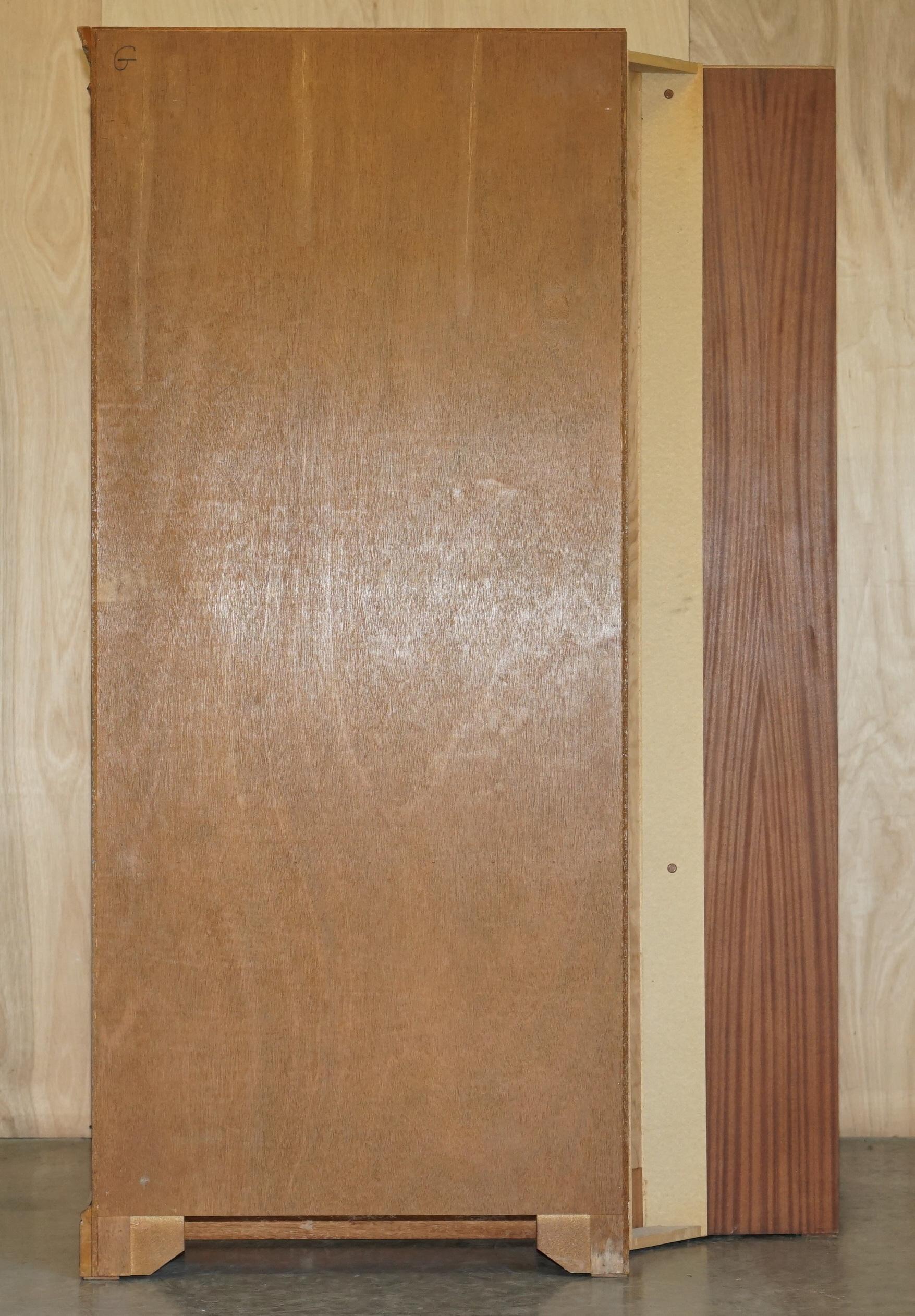 Lovely 2 Piece Flamed Hardwood Open Library Bookcase Part of a Paired Suite For Sale 12