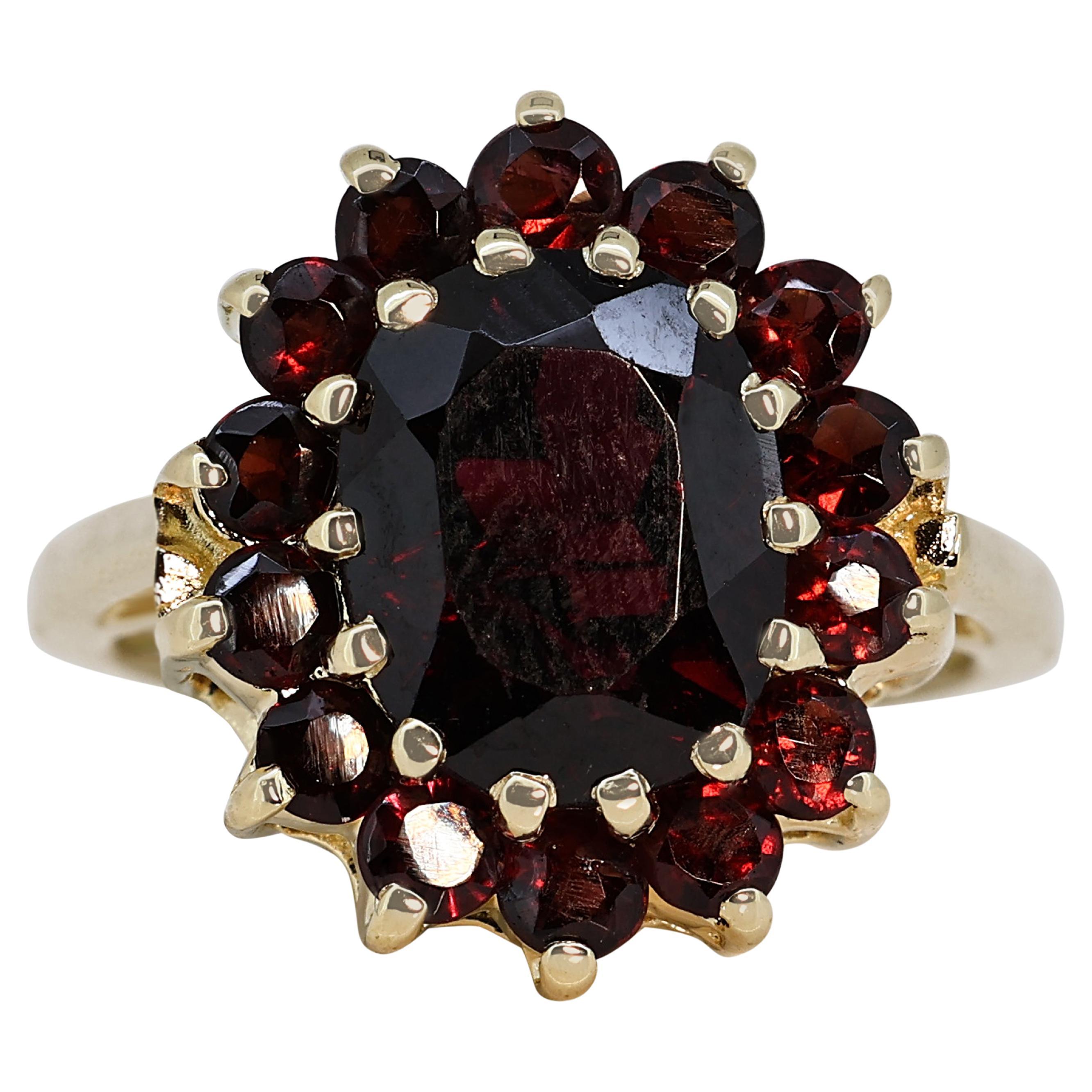 Lovely 2.43ct Garnet Cluster Ring in 14K Yellow Gold